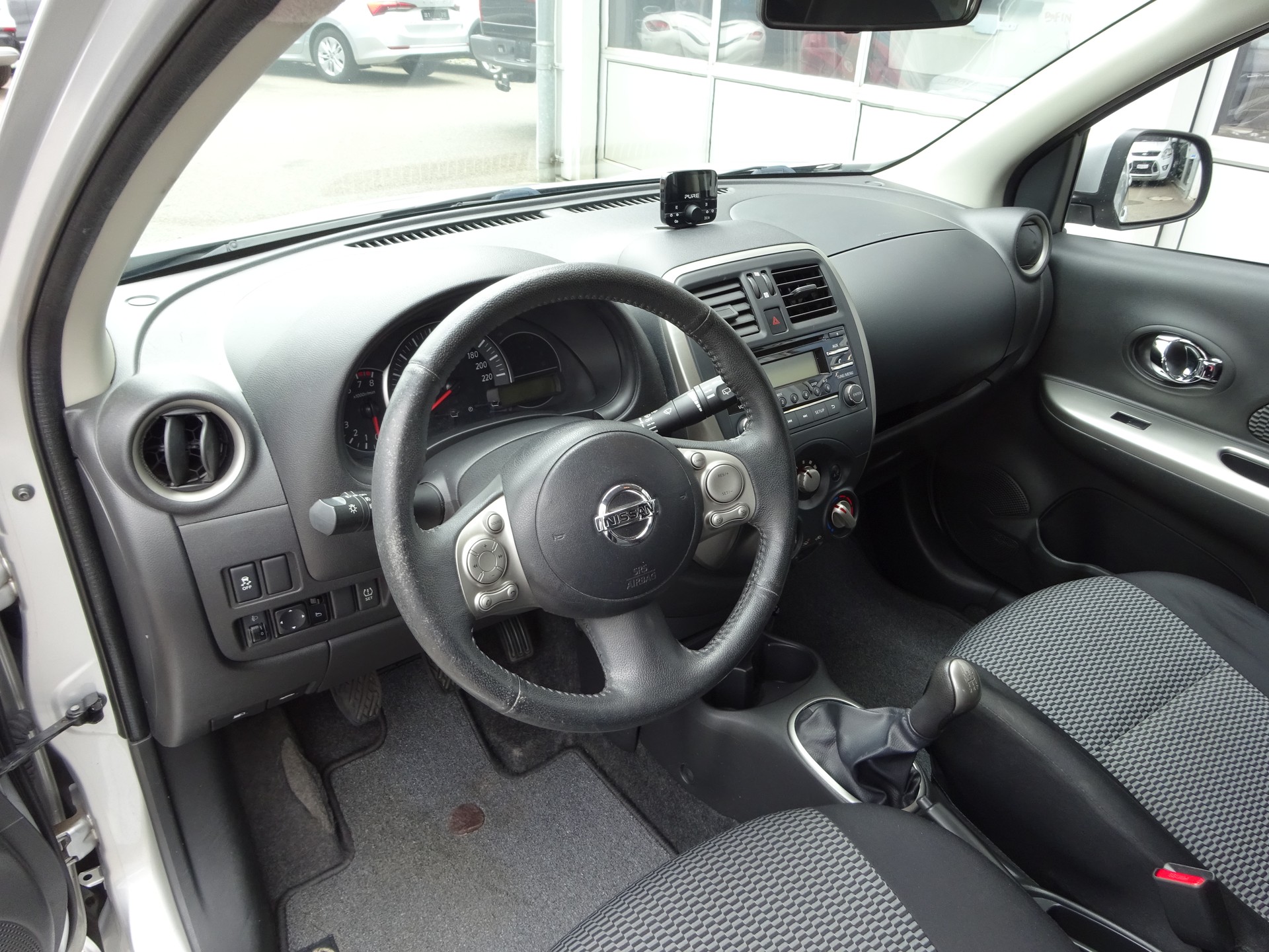 NISSAN Micra 1.2 tekna-image-7
