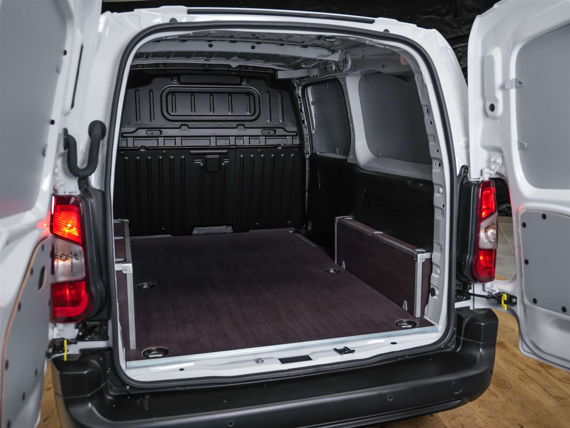 OPEL Combo Cargo 1.5 XL L2 *SOFORT Verfügbar*Werksgarantie*-image-25