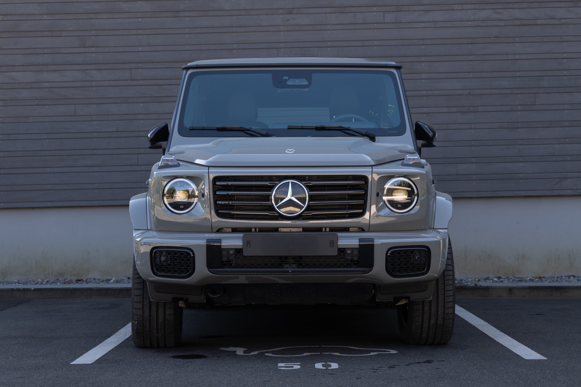 MERCEDES-BENZ G 580 AMG Line EDITION ONE-image-3