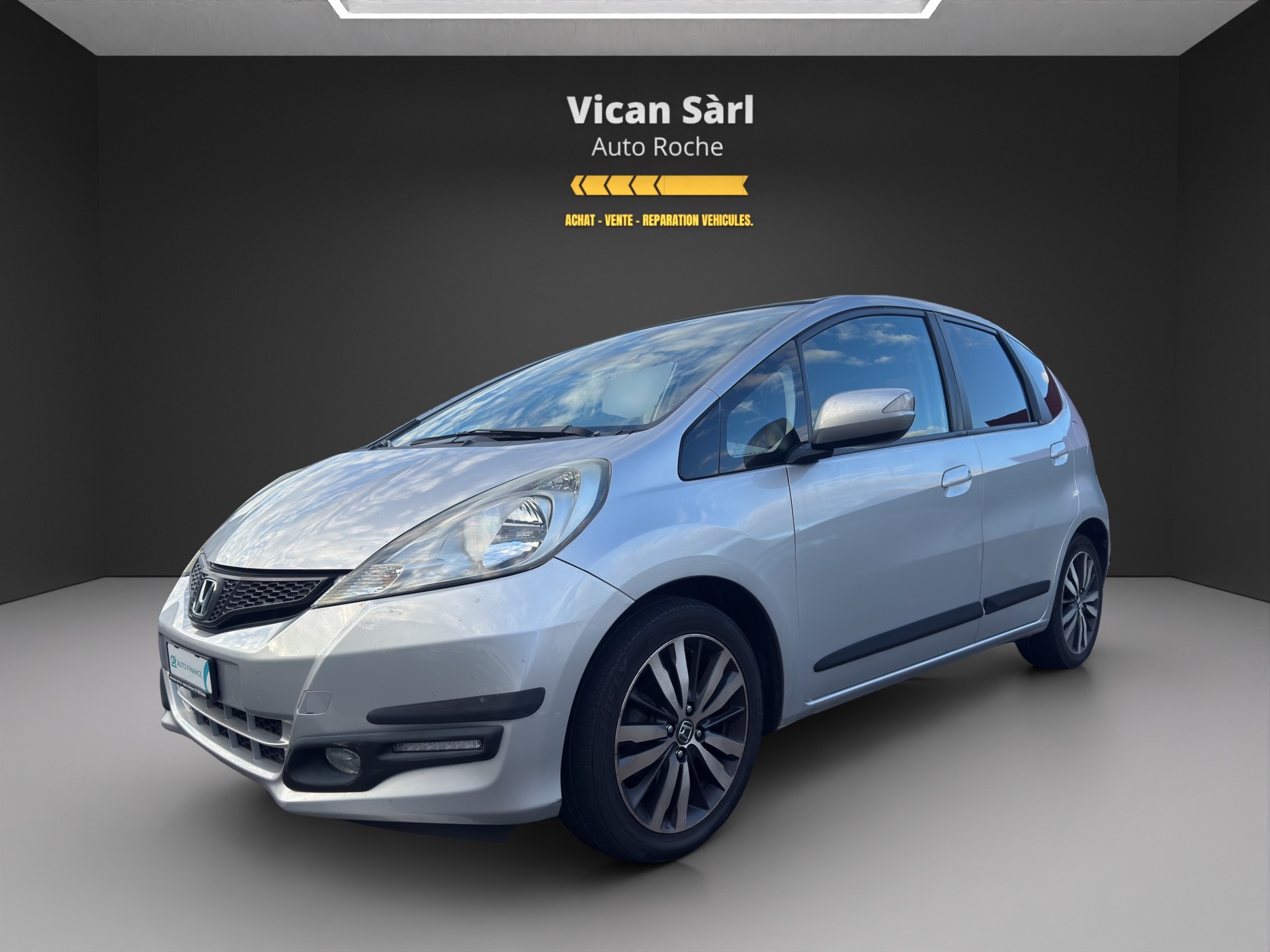 HONDA Jazz 1.4i Exclusive CVT-image-1