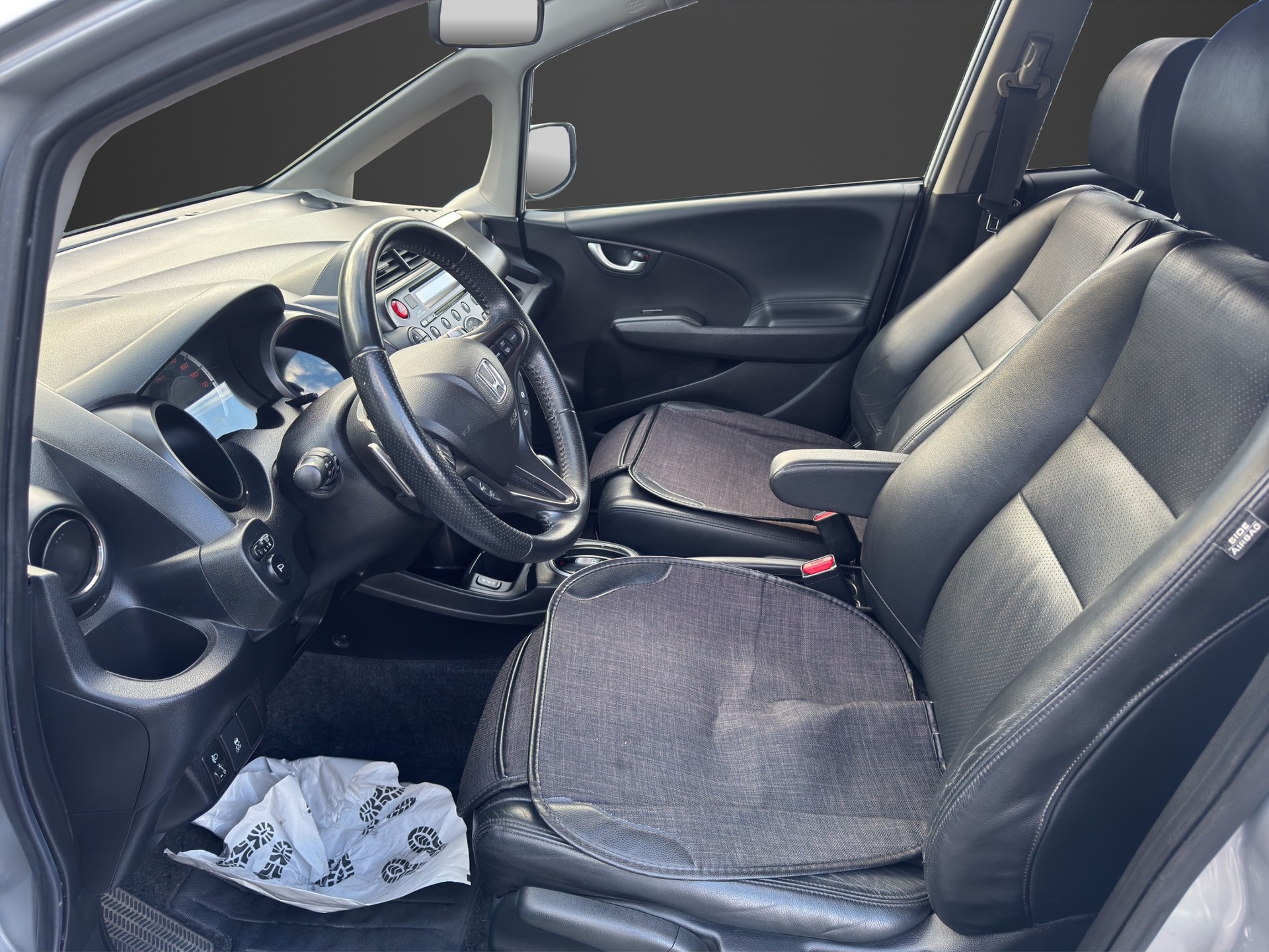 HONDA Jazz 1.4i Exclusive CVT-image-13