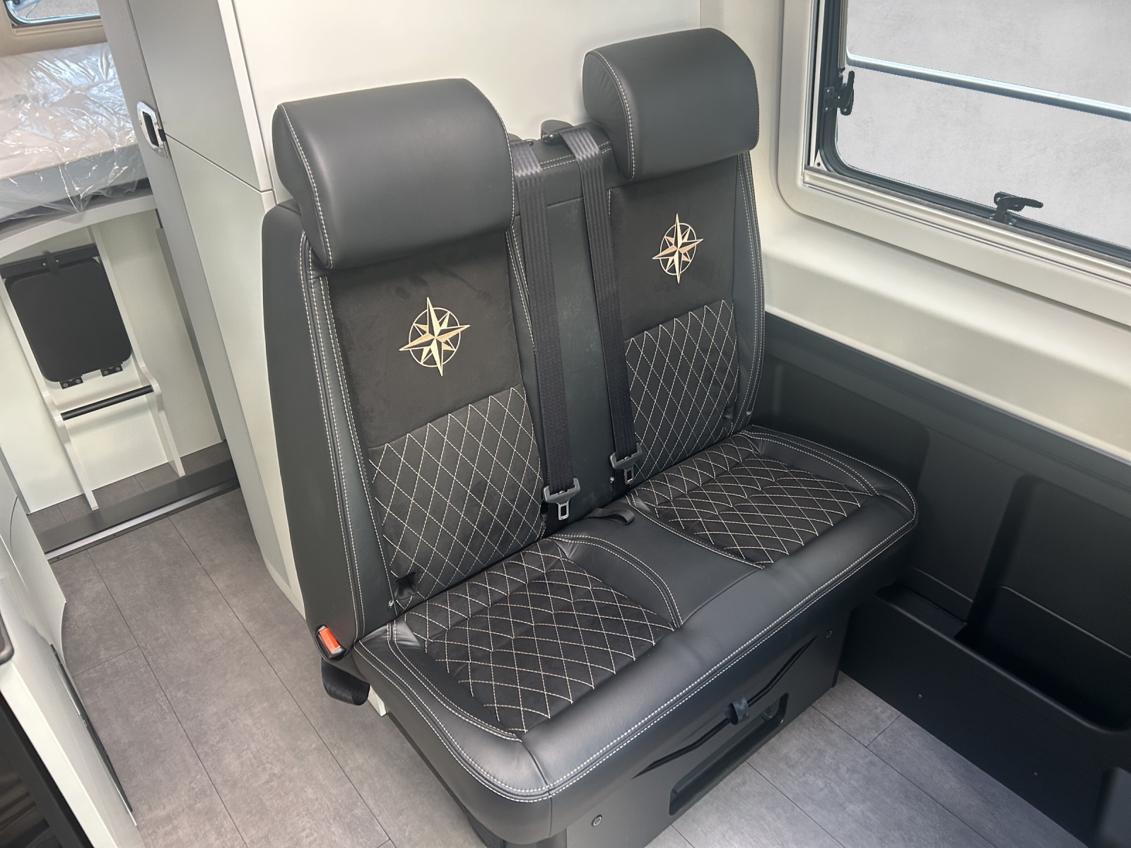 WESTFALIA James Cook 600D Premium 2.0D 9G 4Matic-image-10