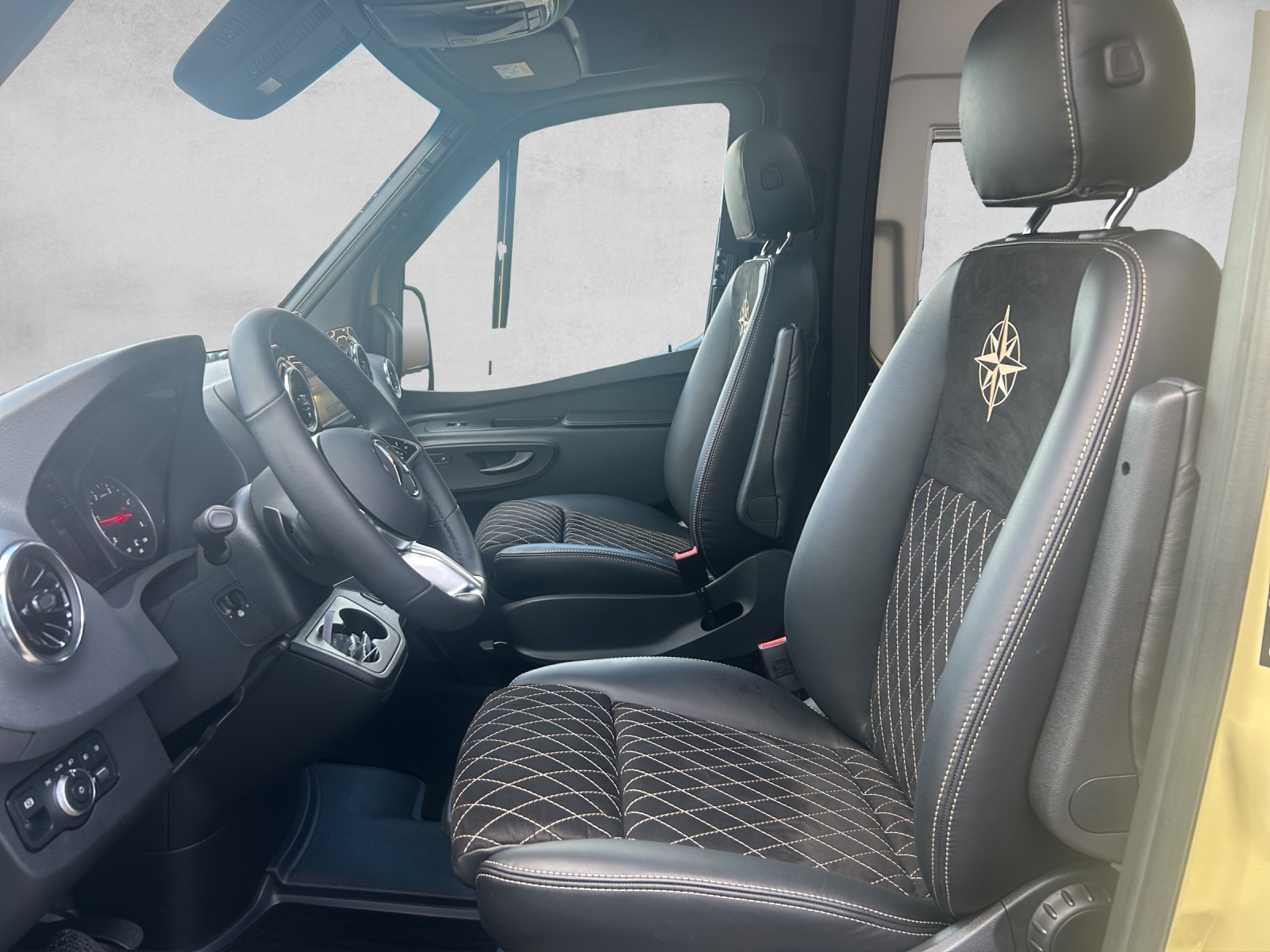 WESTFALIA James Cook 600D Premium 2.0D 9G 4Matic-image-11