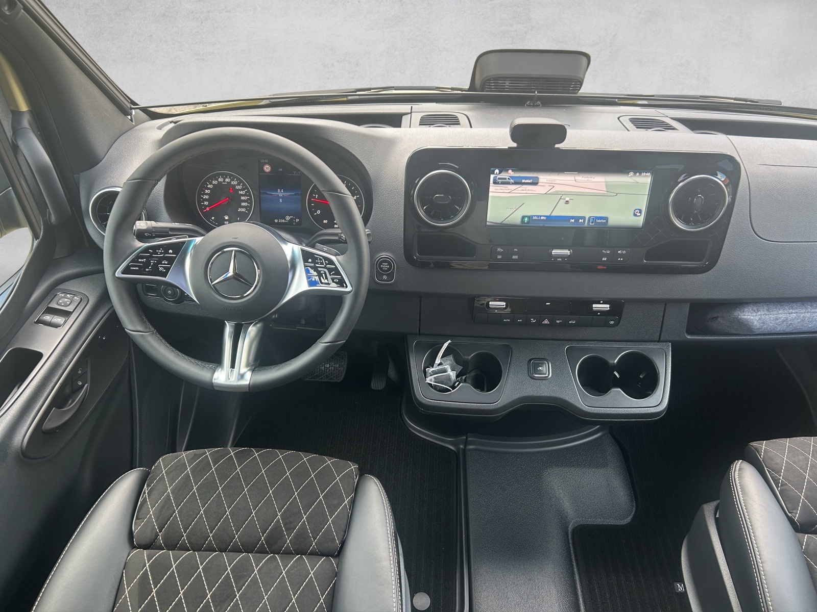 WESTFALIA James Cook 600D Premium 2.0D 9G 4Matic-image-12