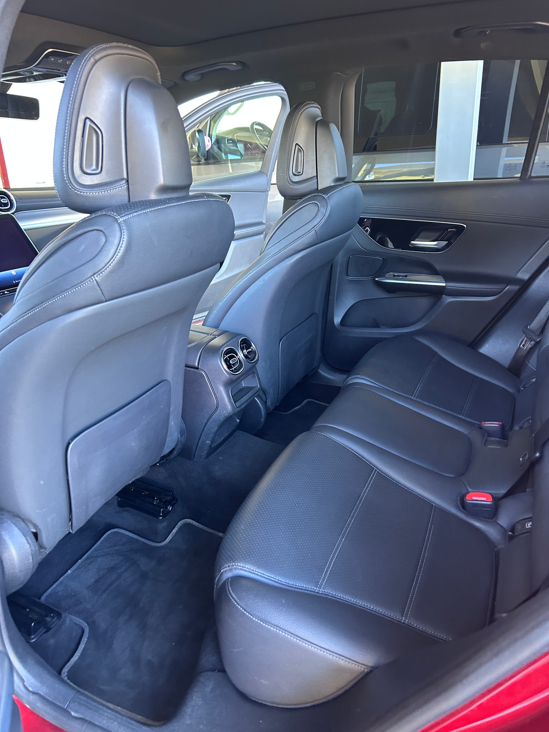MERCEDES-BENZ GLC 200 Avantgarde 4matic-image-3