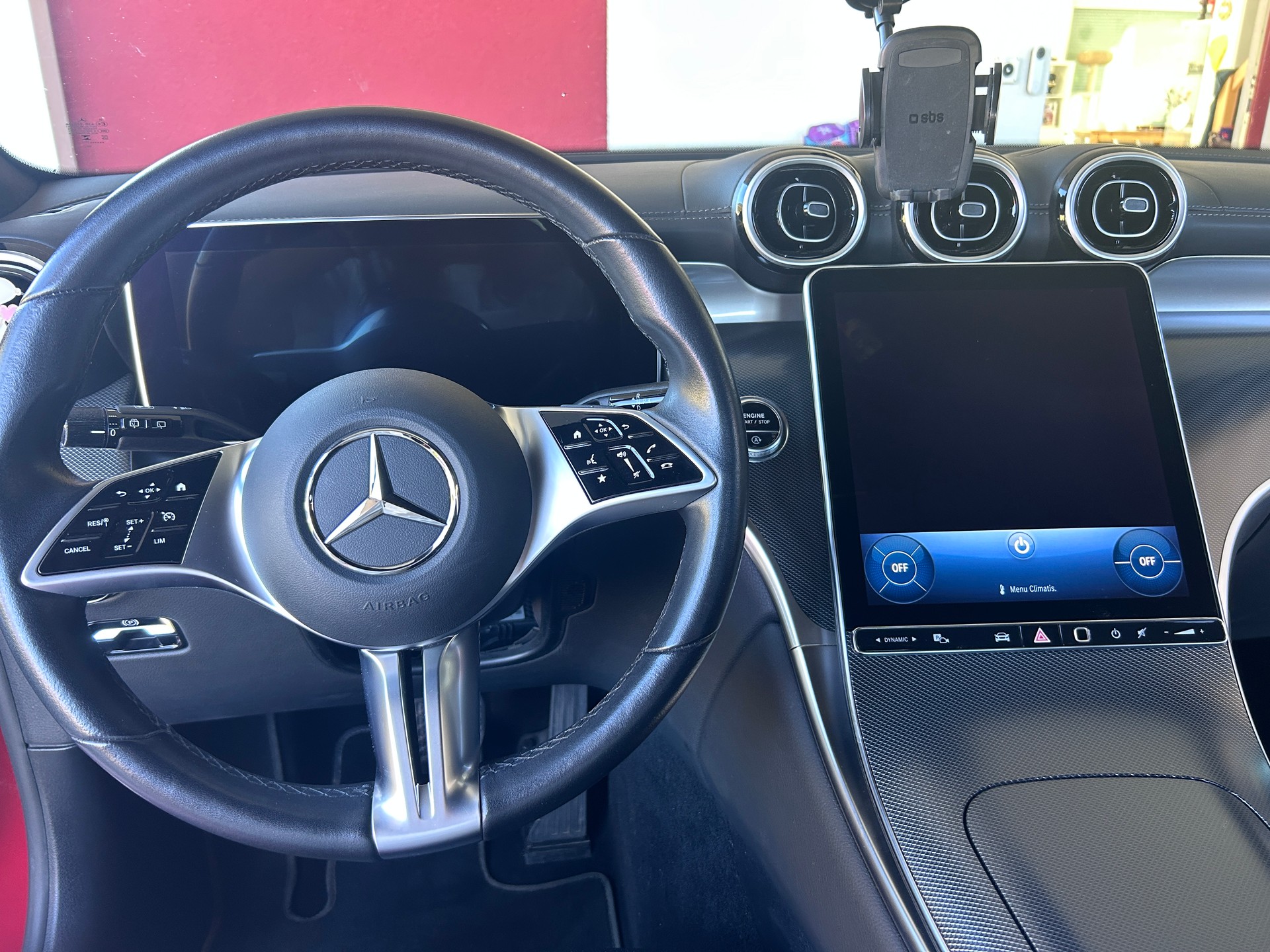 MERCEDES-BENZ GLC 200 Avantgarde 4matic-image-4