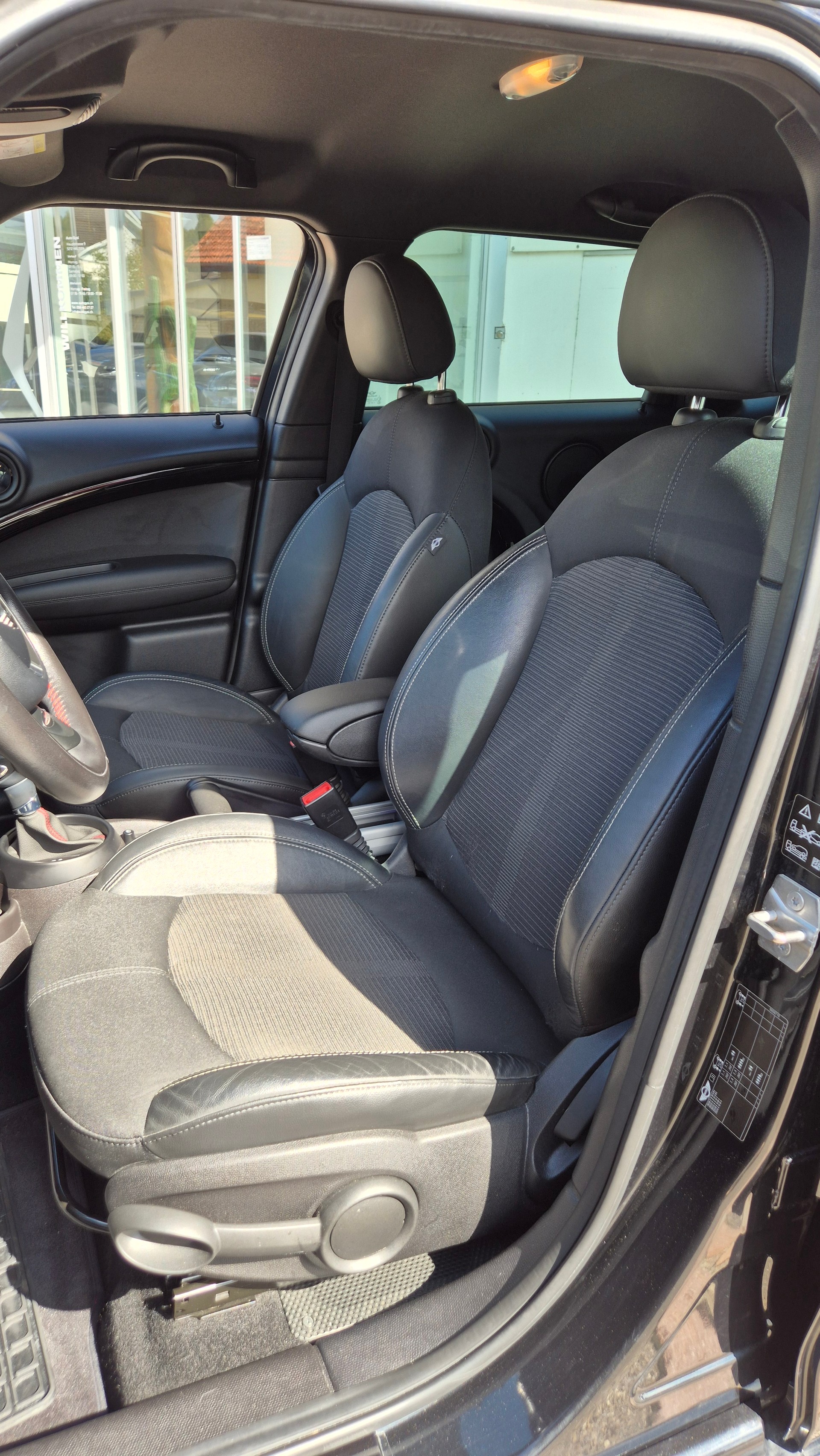 MINI Countryman Cooper S ALL4-image-10
