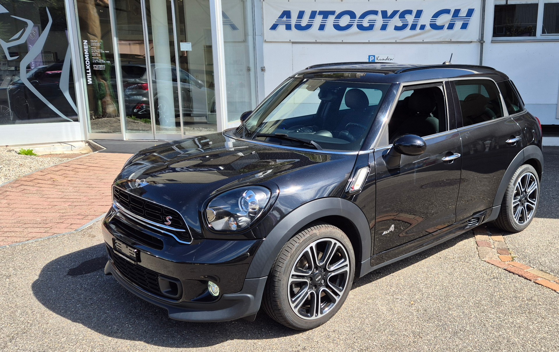 MINI Countryman Cooper S ALL4-image-0
