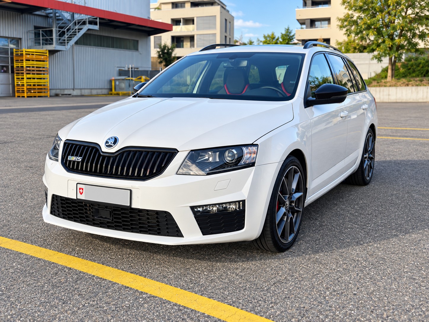 SKODA 2.0 TDI 184 RS 4x4 DSG-image-0