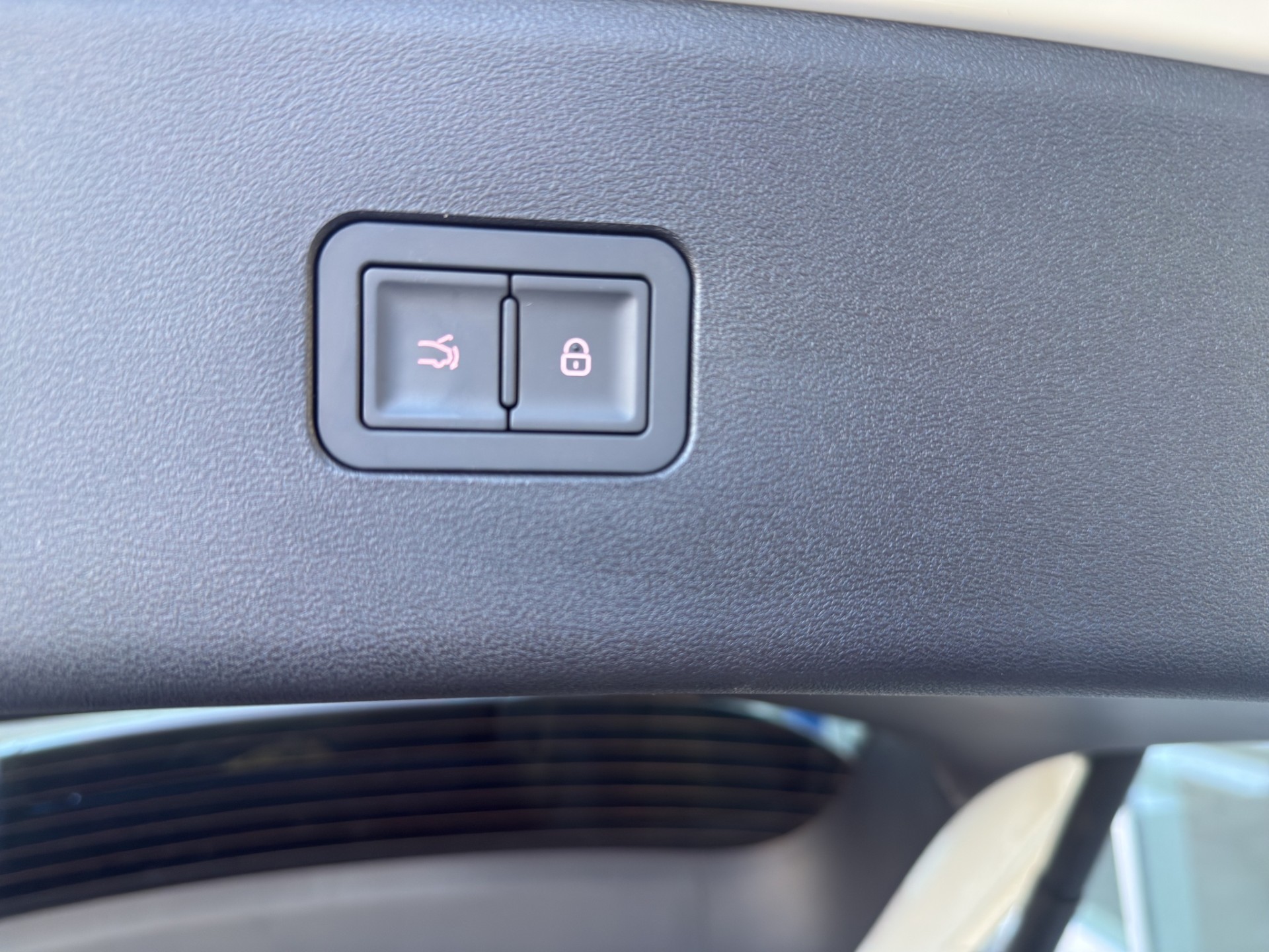 BYD Seal 6 DM-i Touring Comfort-image-16