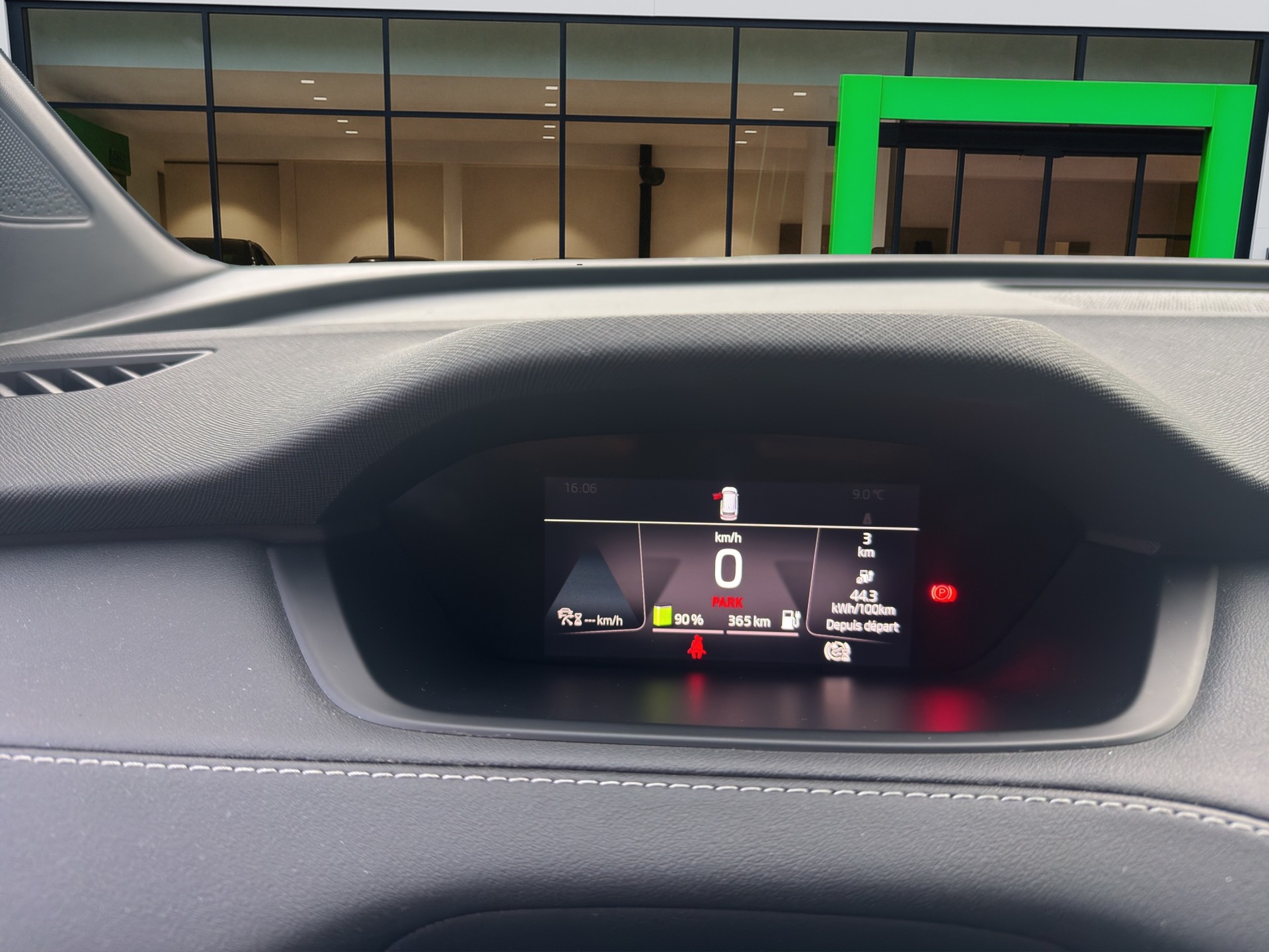 SKODA Enyaq iV 80x SportLine-image-10