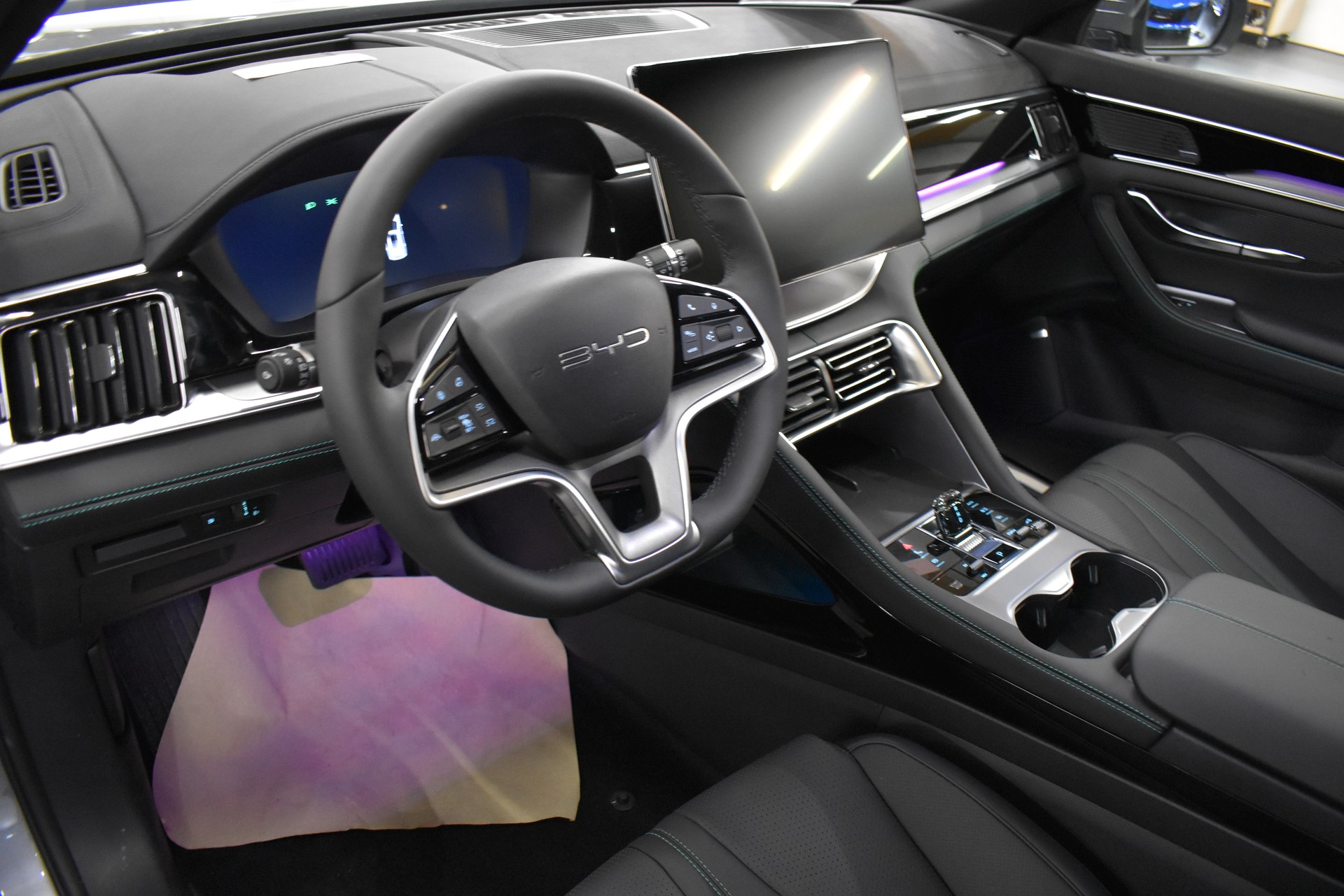 BYD Seal U DM-i Boost-image-10