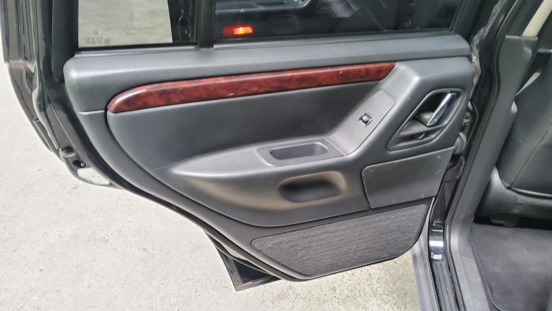 JEEP Grand Cherokee 2.7 CRD Limited Automatic-image-9
