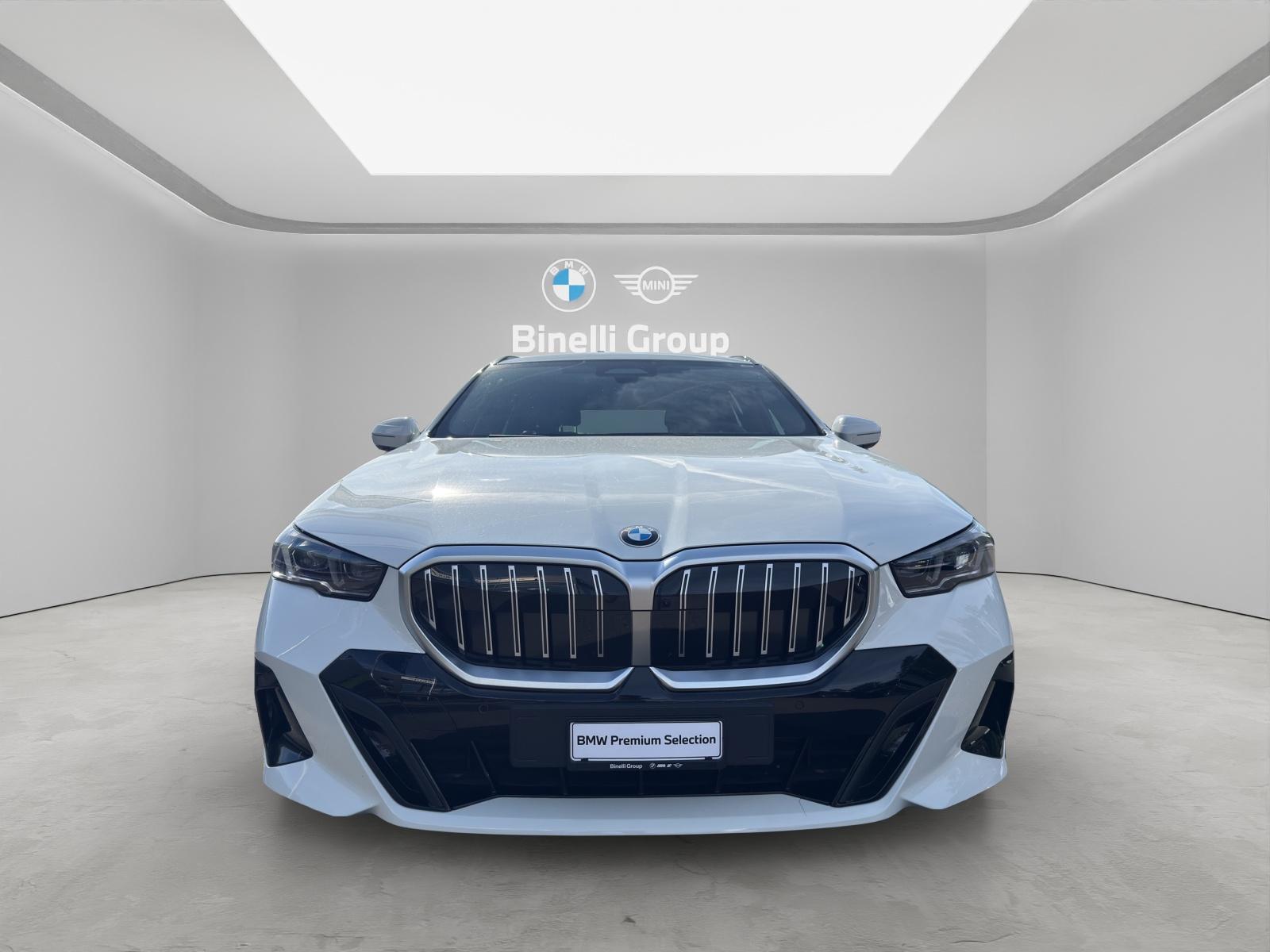 BMW 5er Reihe G61 Touring 520d xDrive-image-1