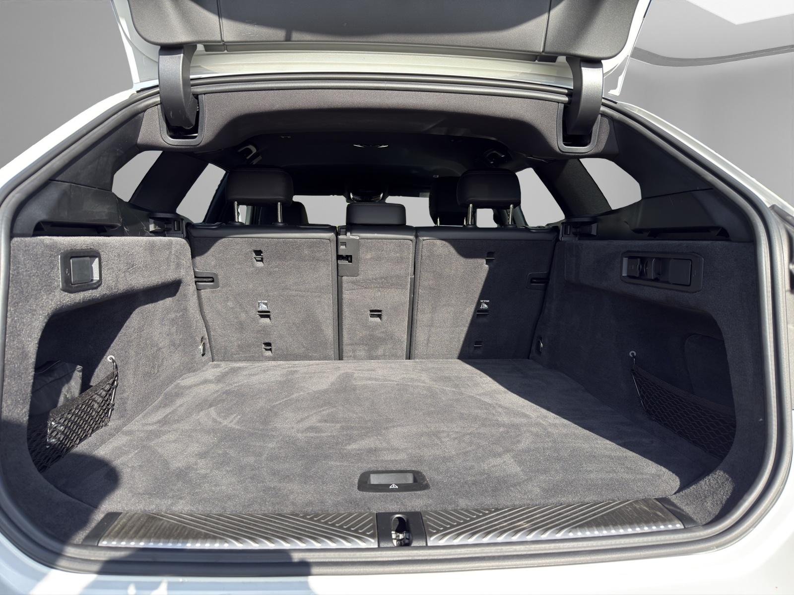 BMW 5er Reihe G61 Touring 520d xDrive-image-15