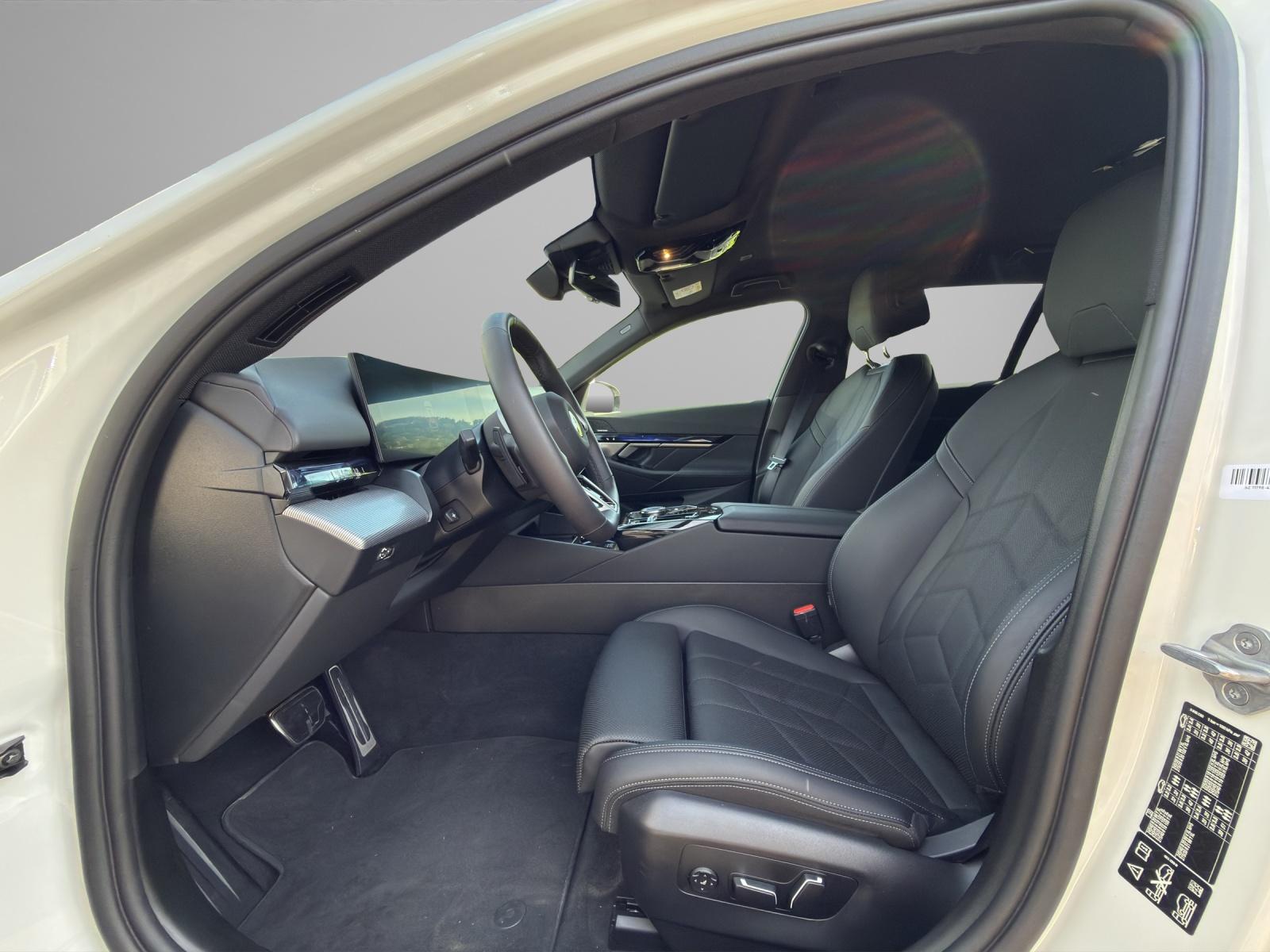 BMW 5er Reihe G61 Touring 520d xDrive-image-5