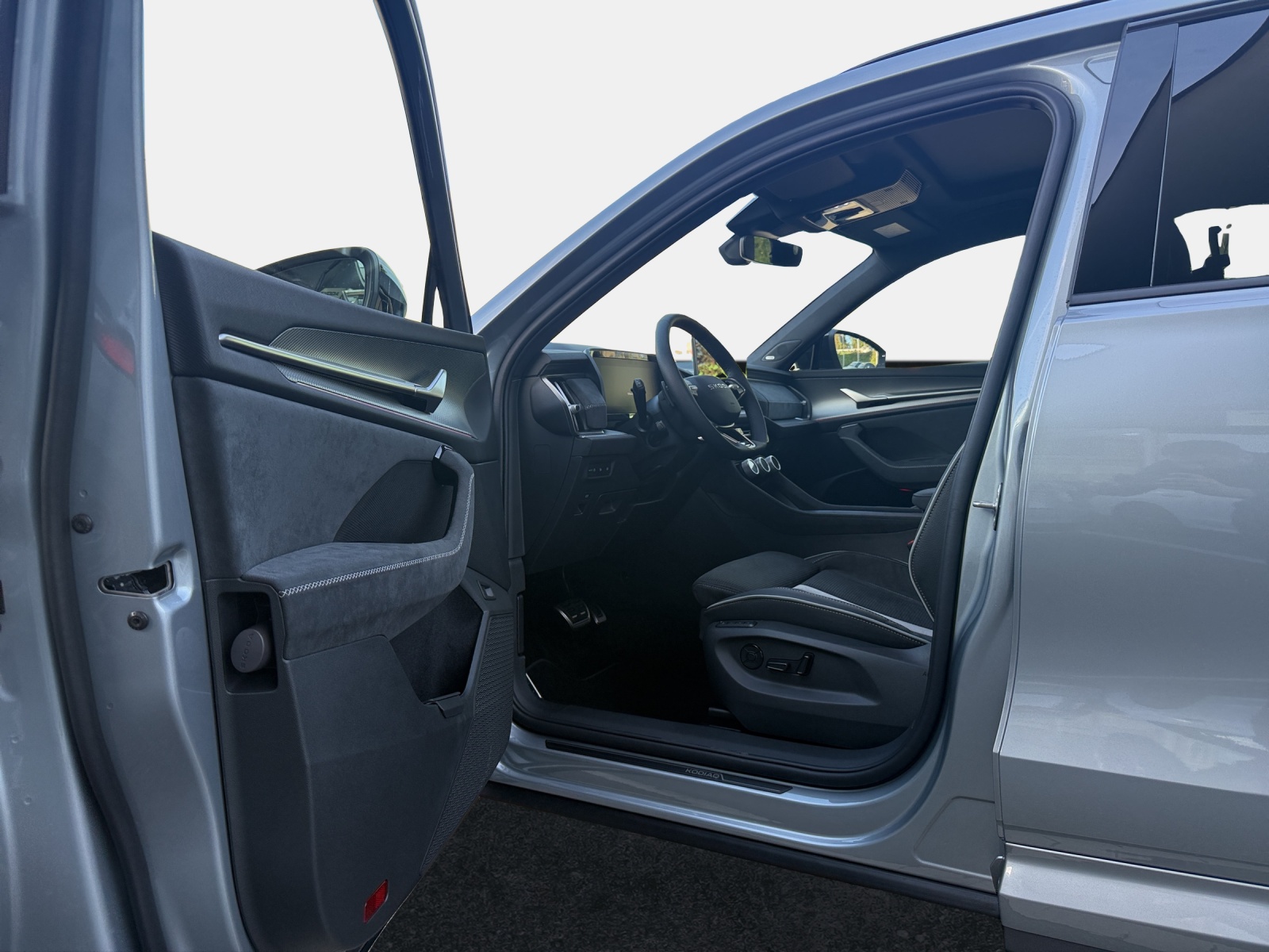 SKODA Kodiaq 2.0 TDI Sportline 4x4-image-17
