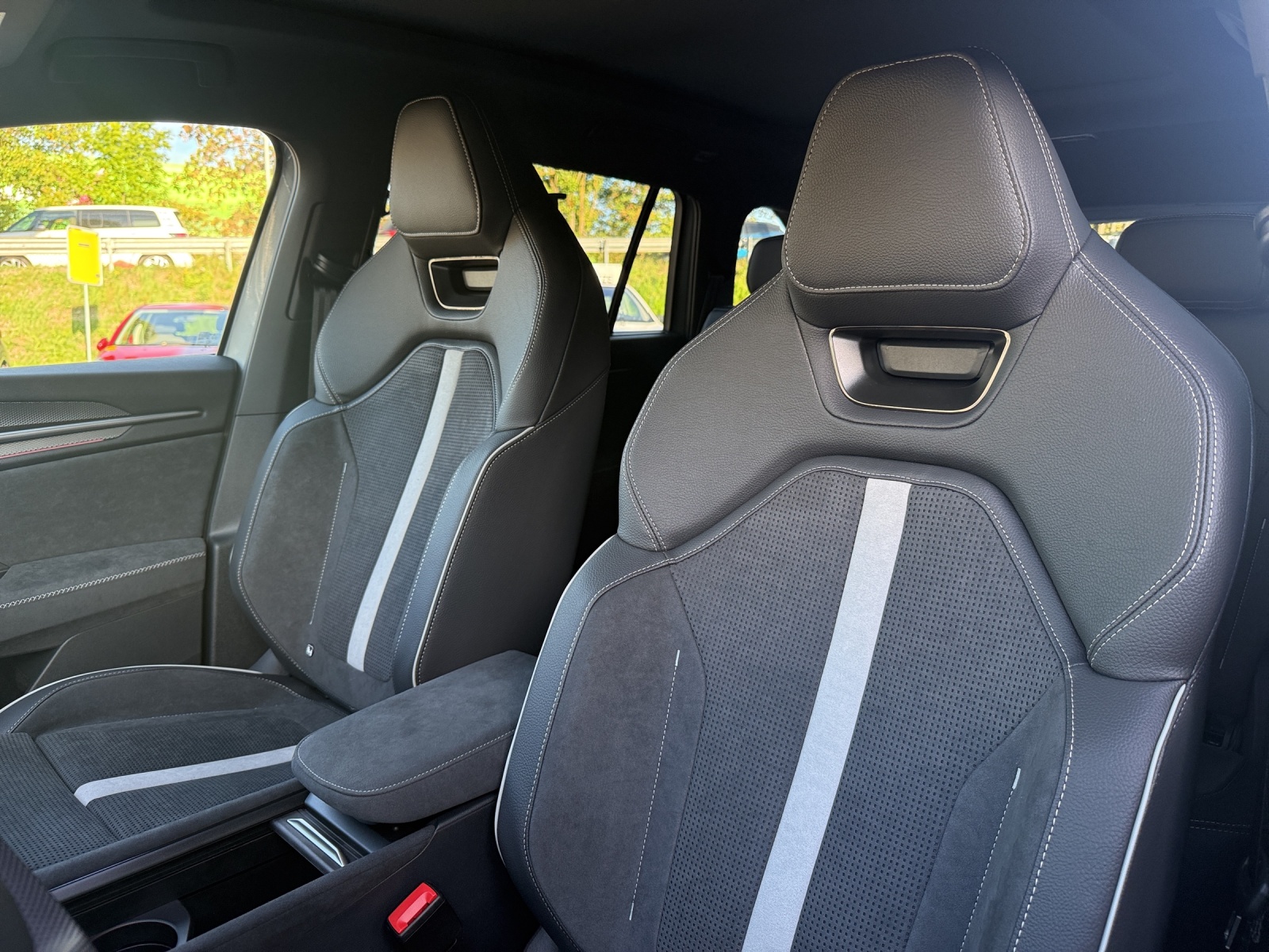 SKODA Kodiaq 2.0 TDI Sportline 4x4-image-23