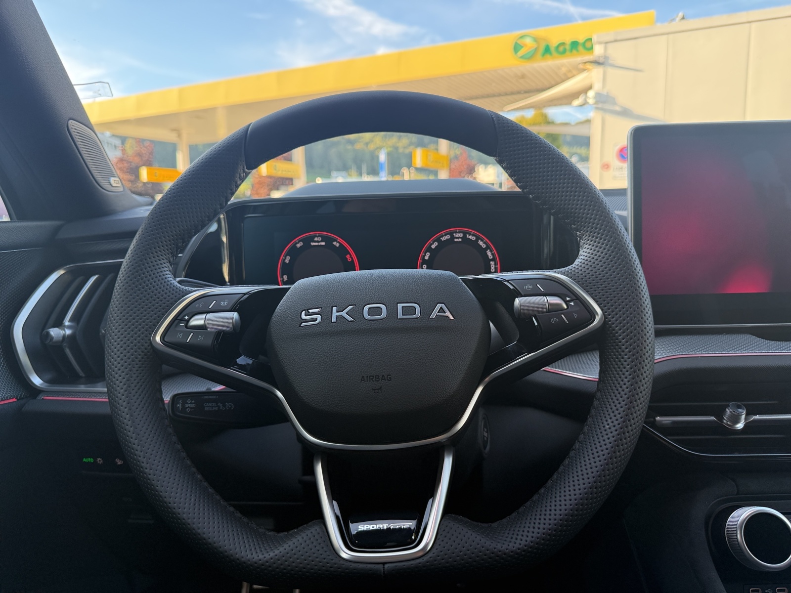 SKODA Kodiaq 2.0 TDI Sportline 4x4-image-7
