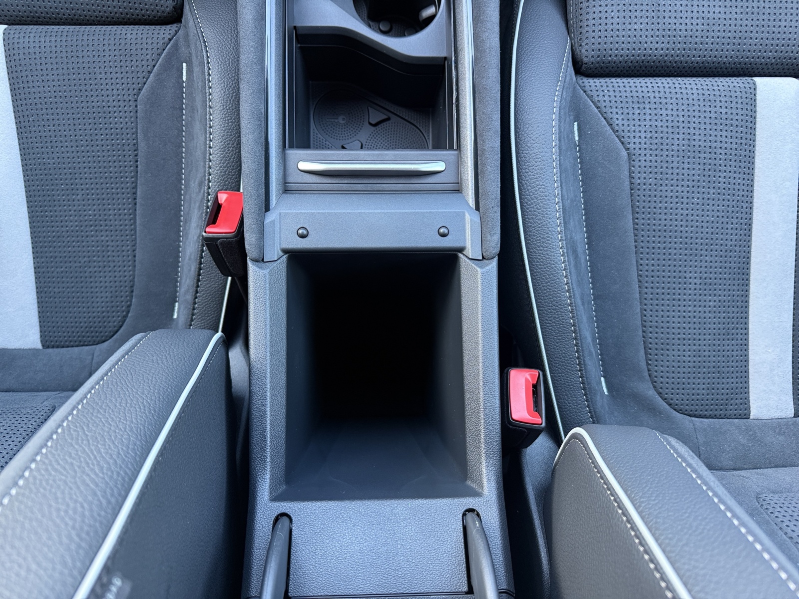 SKODA Kodiaq 2.0 TDI Sportline 4x4-image-13