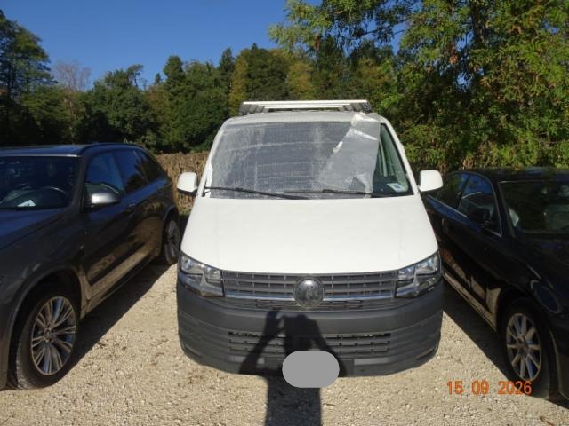 VW T6 2.0 TDI Entry-image-1