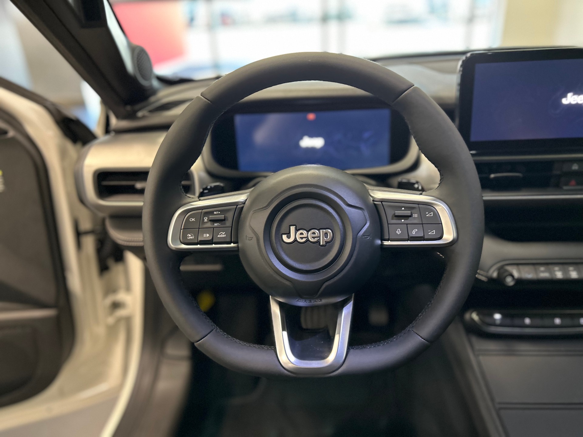 JEEP Avenger 1.2 Turbo MHEV 85th Anniversary Sky 4xe-image-15