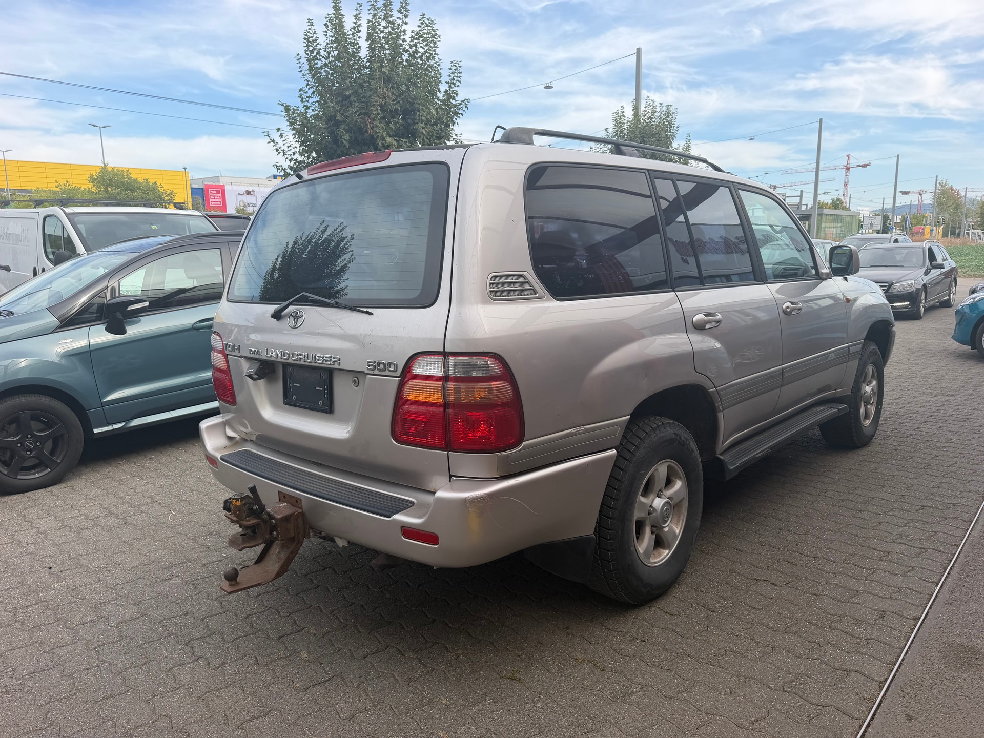 TOYOTA Land Cruiser 500 4.2TD S.Saloon-image-3