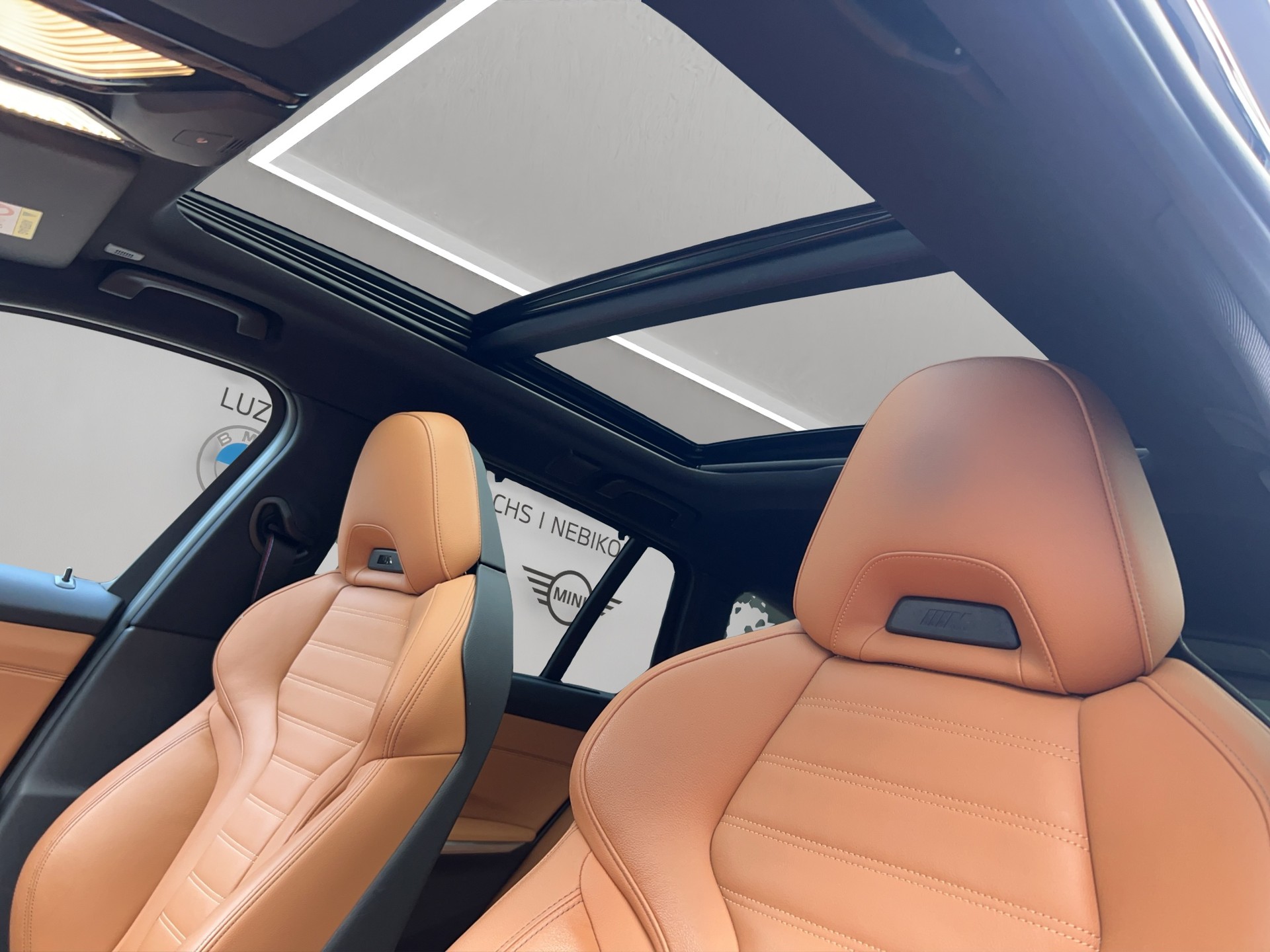 BMW M340d xDrive 48V Touring Steptronic M Sport Pro-image-12