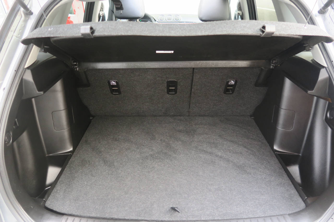 SUZUKI Vitara 1.5 Compact Top Hybrid 4x4-image-14