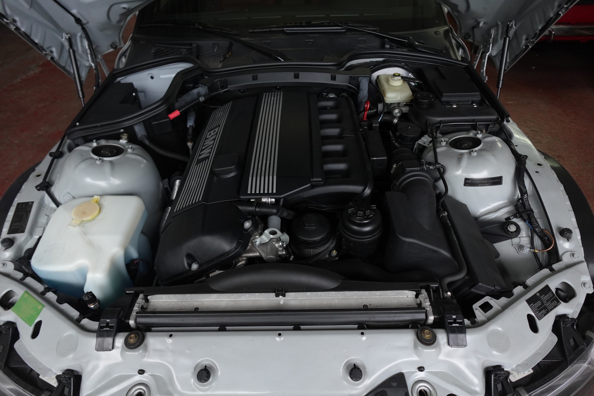 BMW Z3-image-13