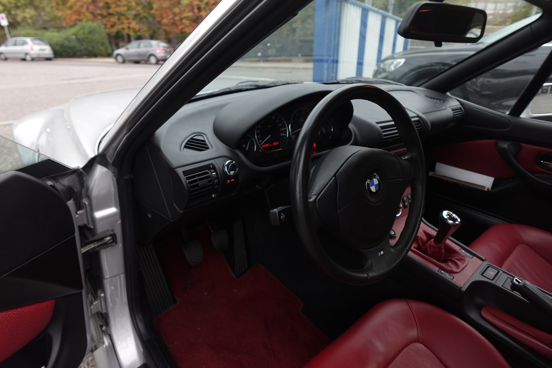 BMW Z3-image-12