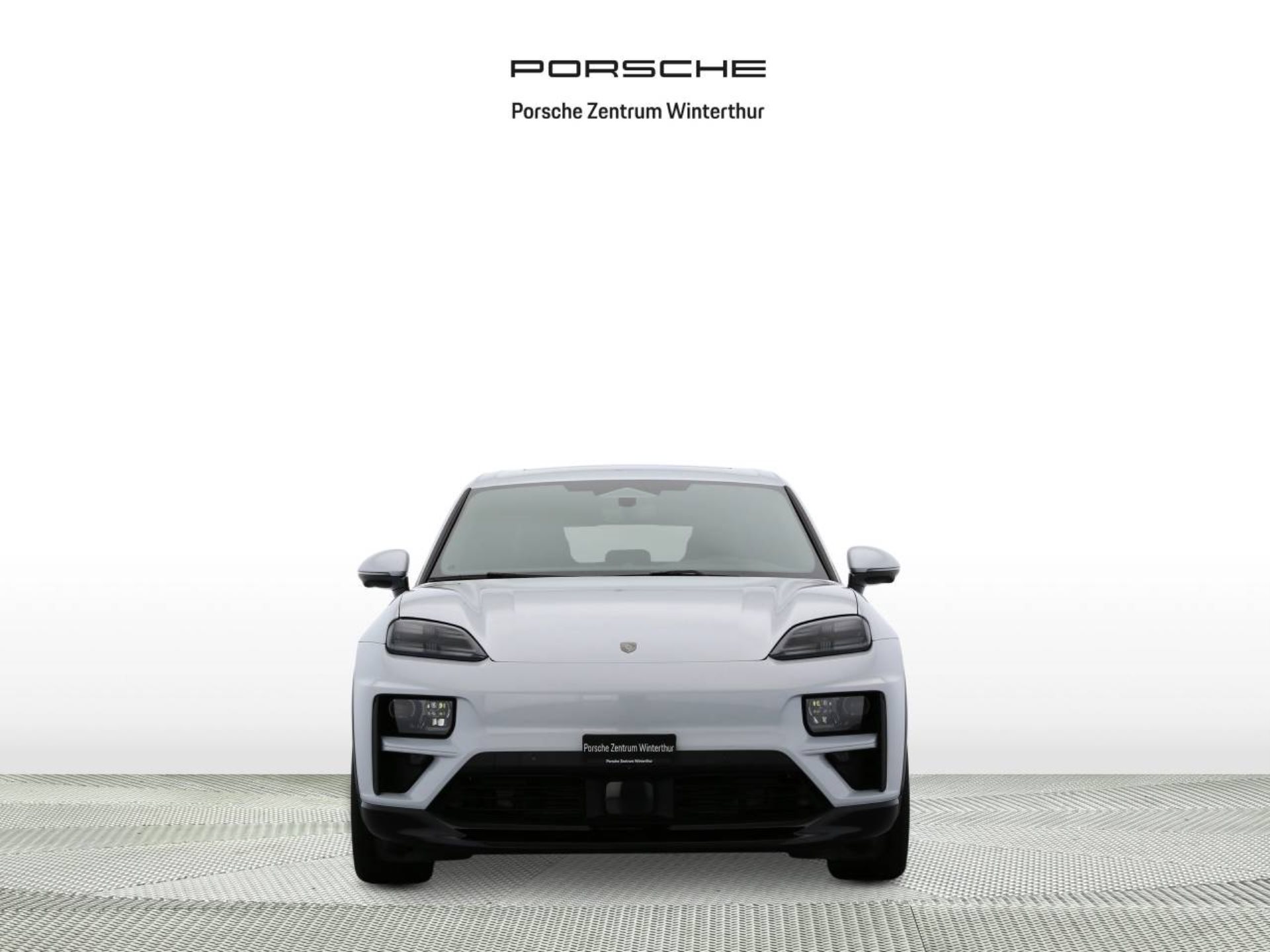 PORSCHE Macan Turbo-image-5