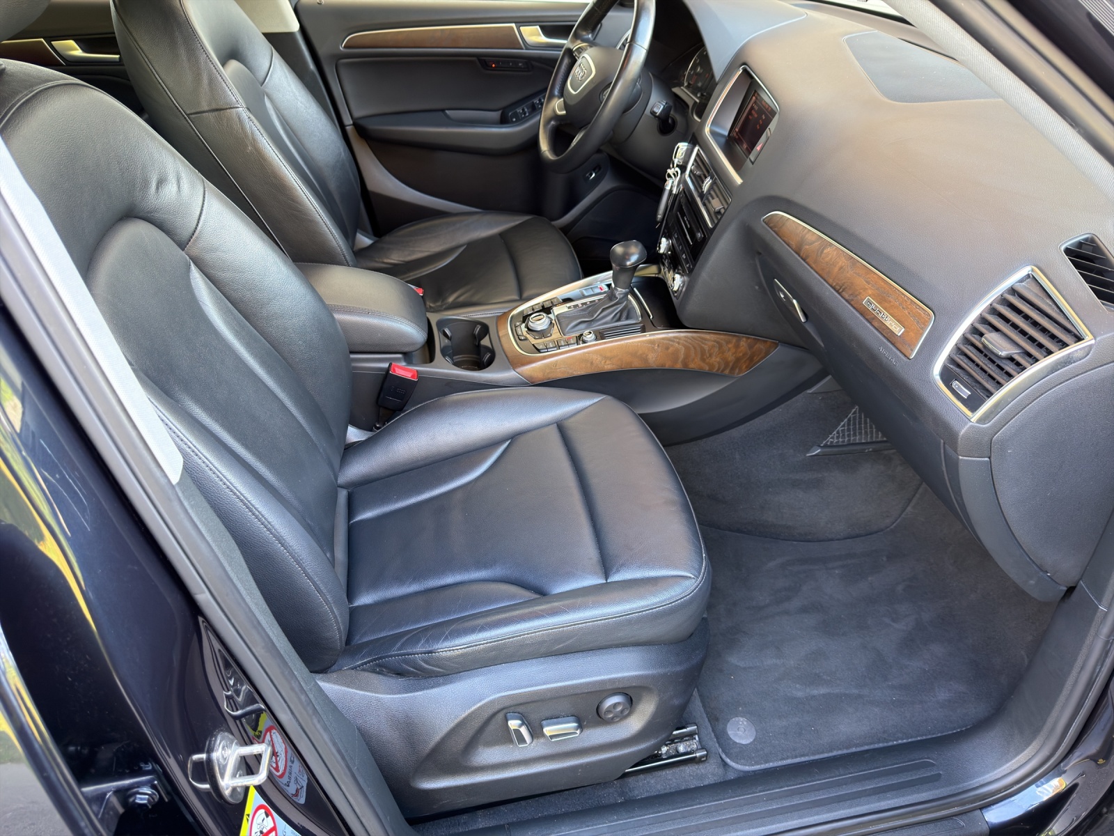 AUDI Q5 2.0 TFSI quattro tiptronic-image-11