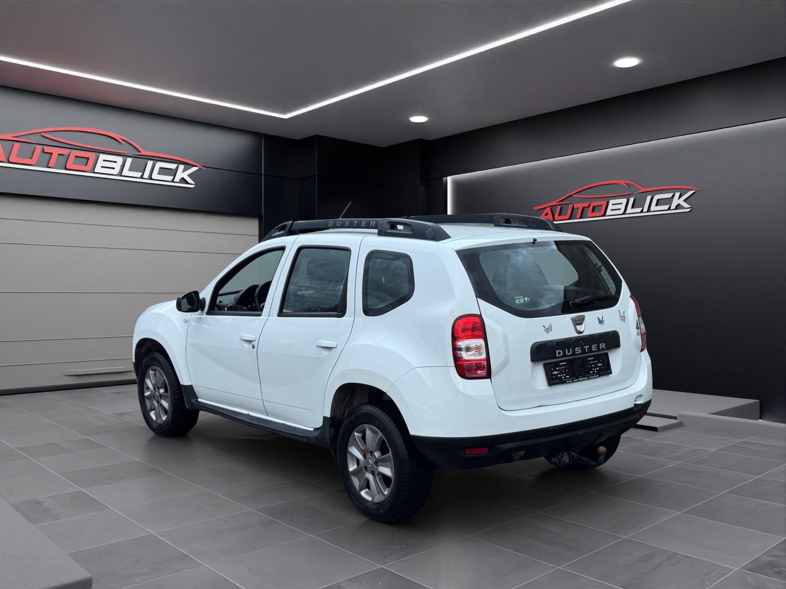 DACIA Duster 1.2 T Essential 4x4-image-1