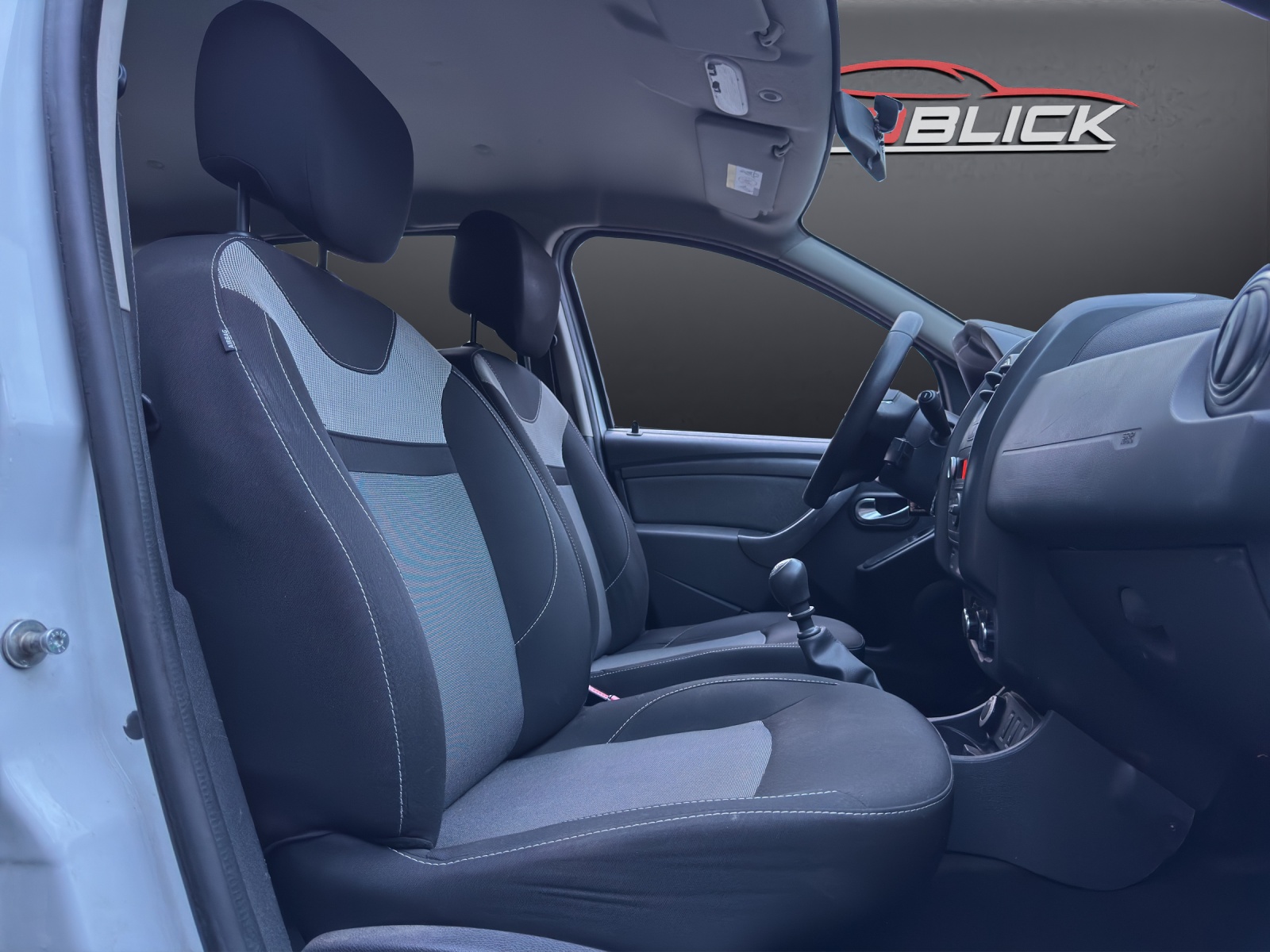DACIA Duster 1.2 T Essential 4x4-image-12