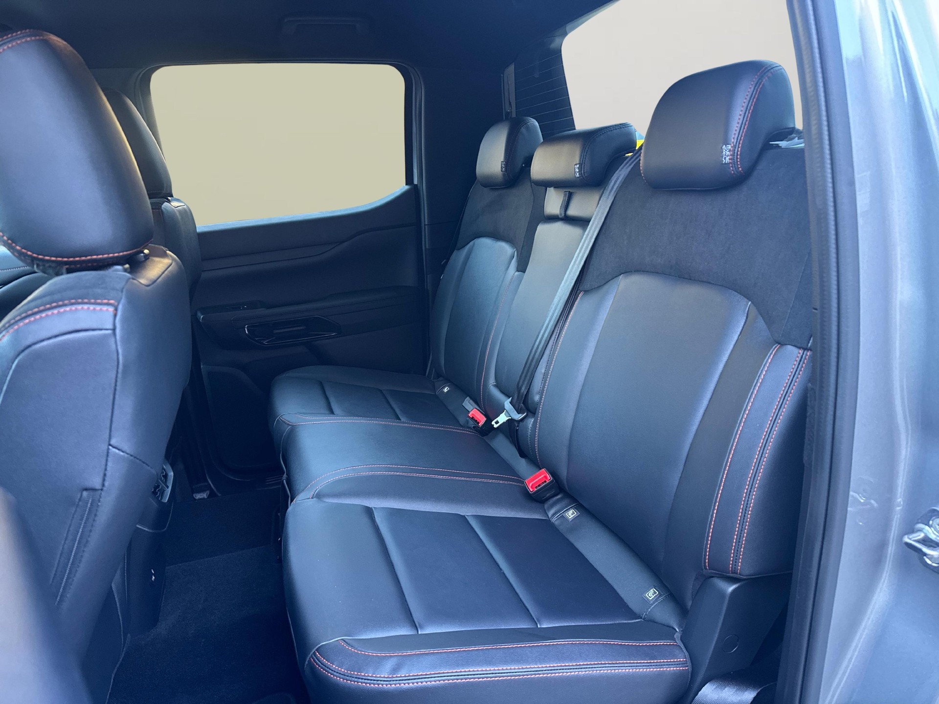 FORD Ranger DKab.Pick-up 2.3 EcoBoost 4x4 Wildtrak PHEV-image-10