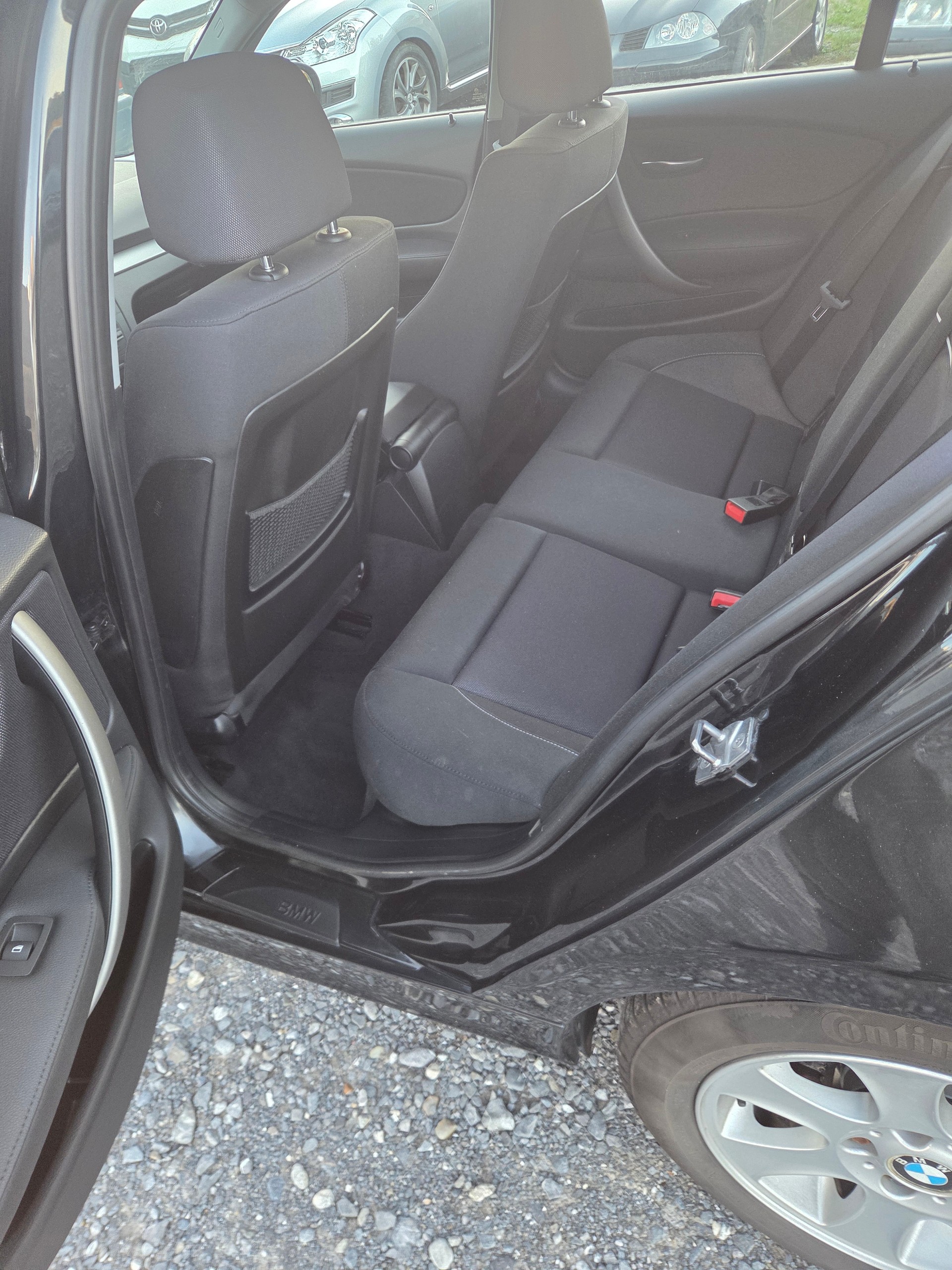 BMW 116i-image-5