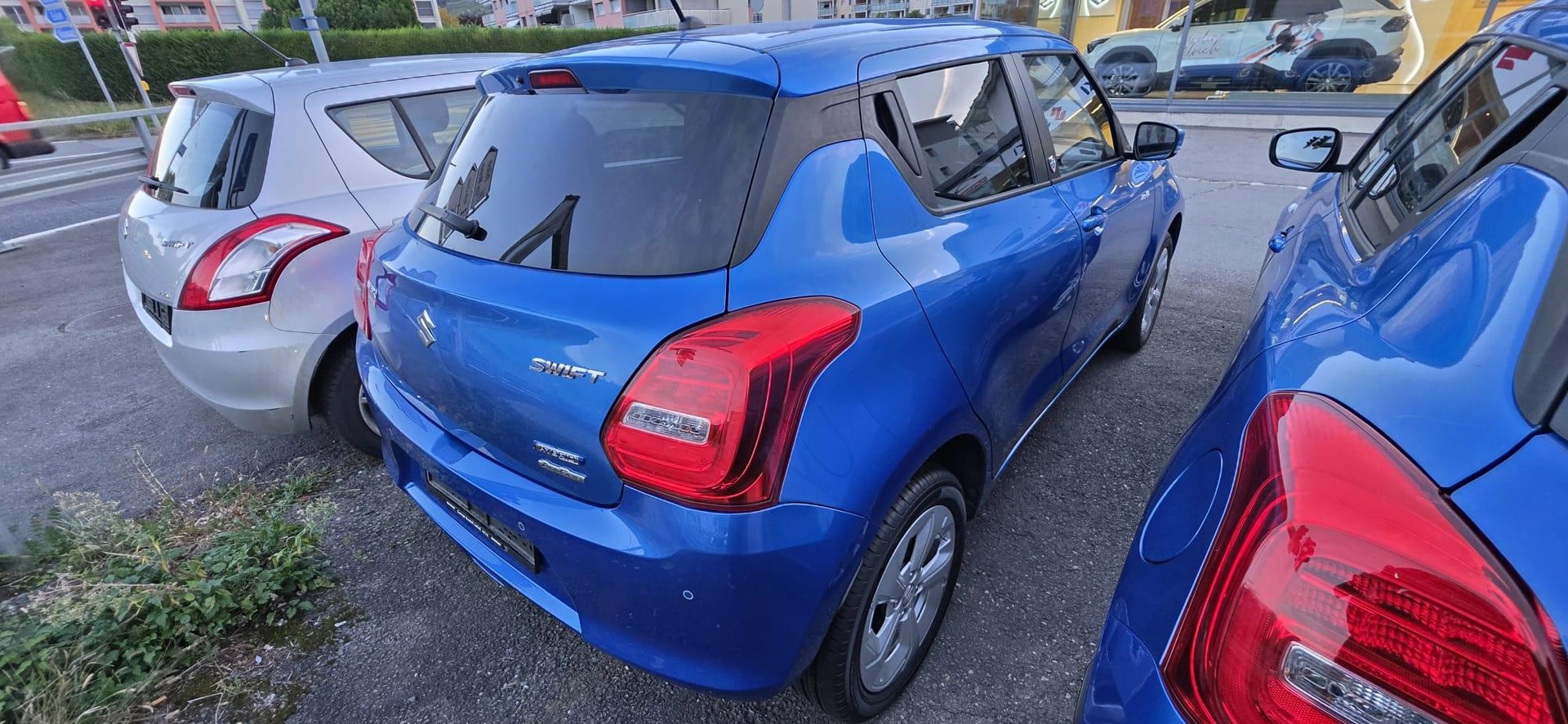 SUZUKI Swift 1.2 Piz Sulai Top Hybrid 4x4-image-1