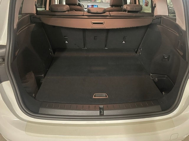 BMW 220d xDrive Gran Tourer Steptronic Sport Line-image-10
