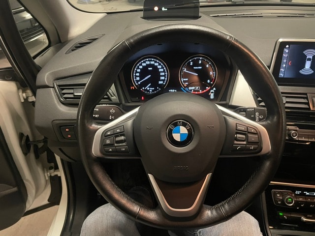 BMW 220d xDrive Gran Tourer Steptronic Sport Line-image-5