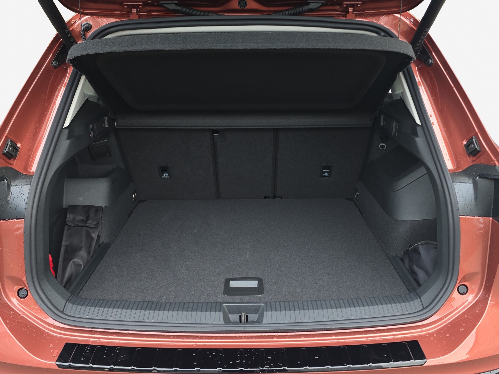 VW Tiguan 2.0 TSI DSG Life 4Motion-image-12