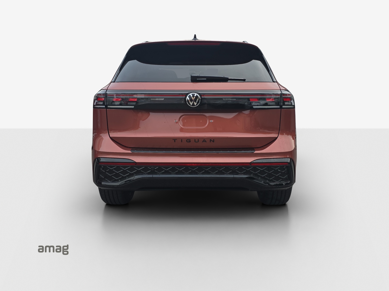 VW Tiguan 2.0 TSI DSG Life 4Motion-image-3
