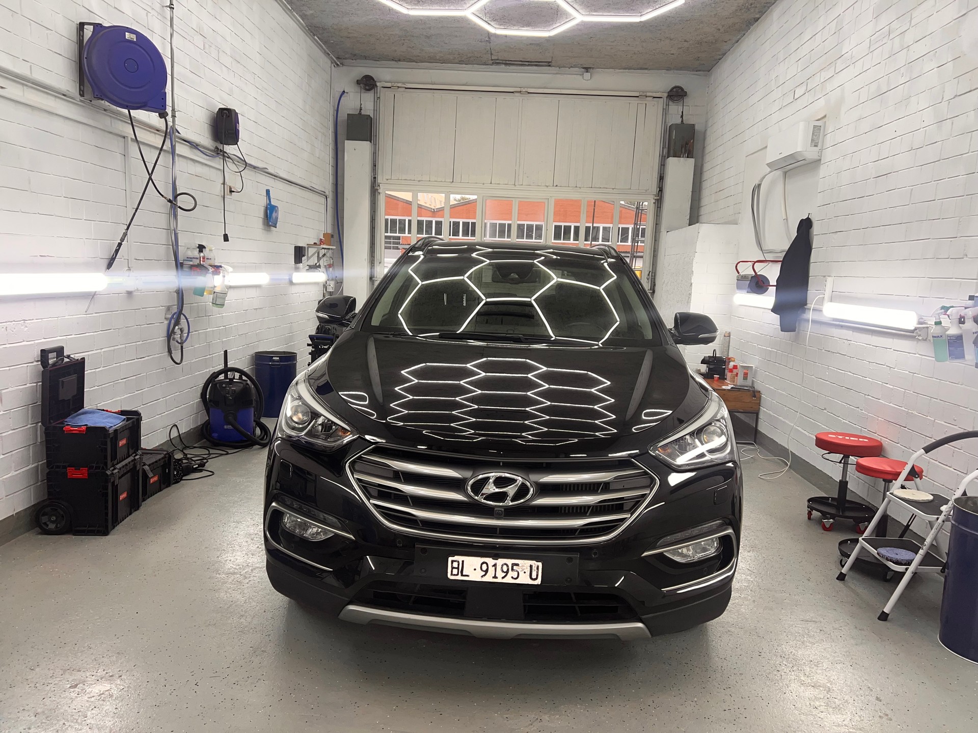 HYUNDAI Santa Fe 2.2 CRDI Vertex 4WD Automatic-showroom-element-1