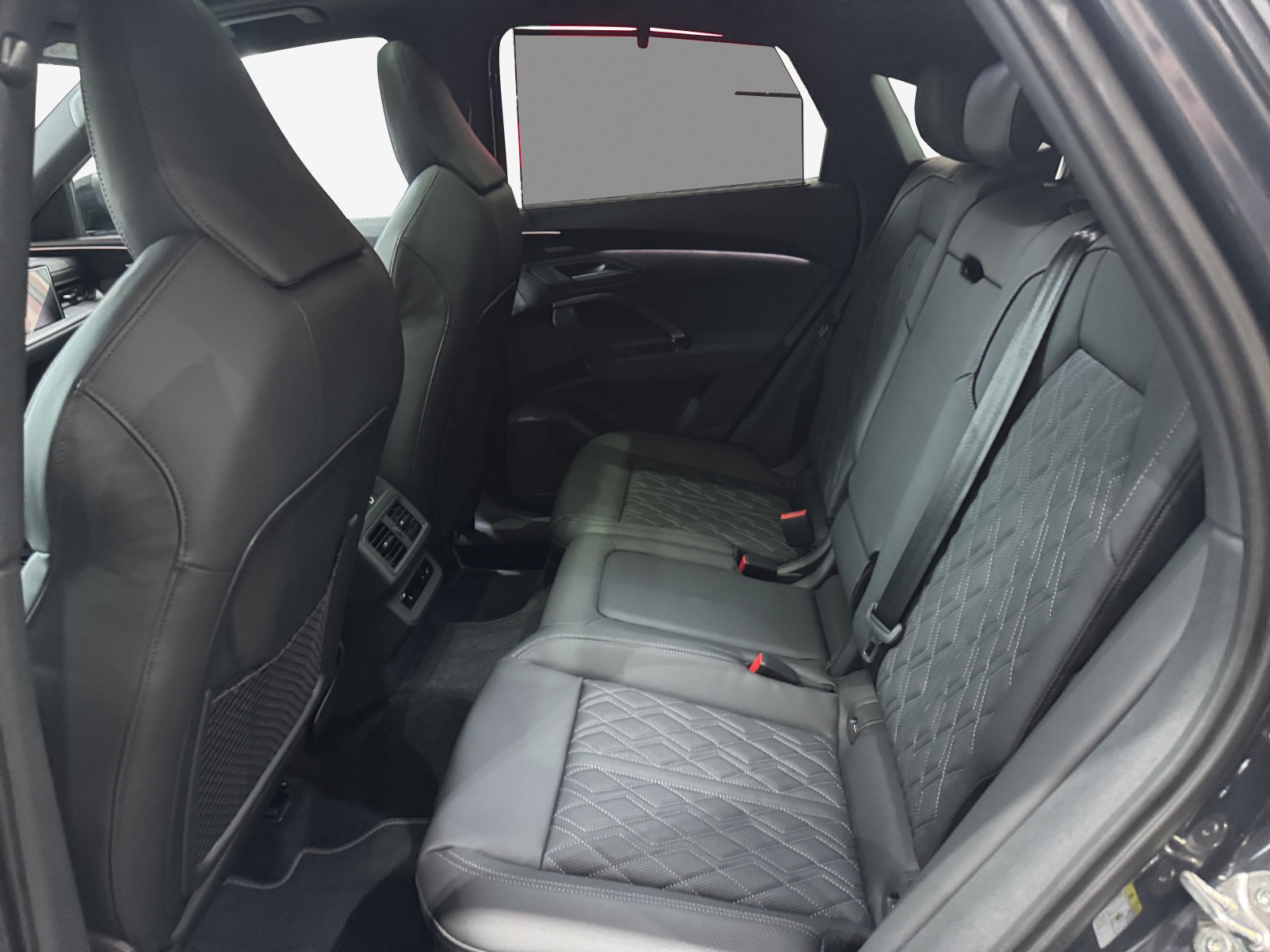 AUDI SQ5 Sportback TFSI quattro S-tronic-image-11