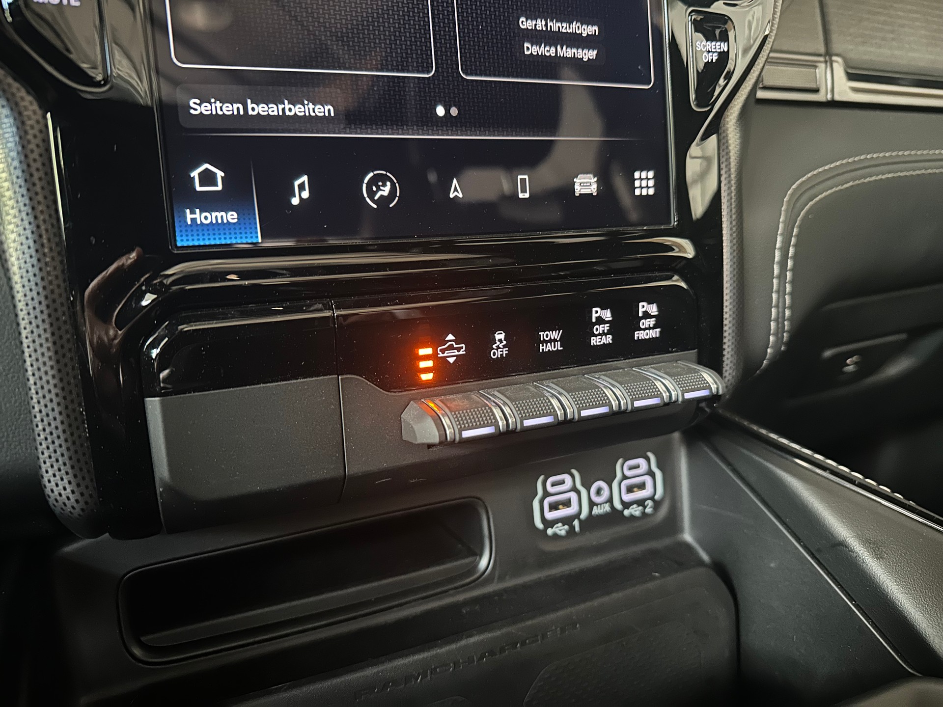 DODGE RAM 1500 Limited Night Edition-image-10