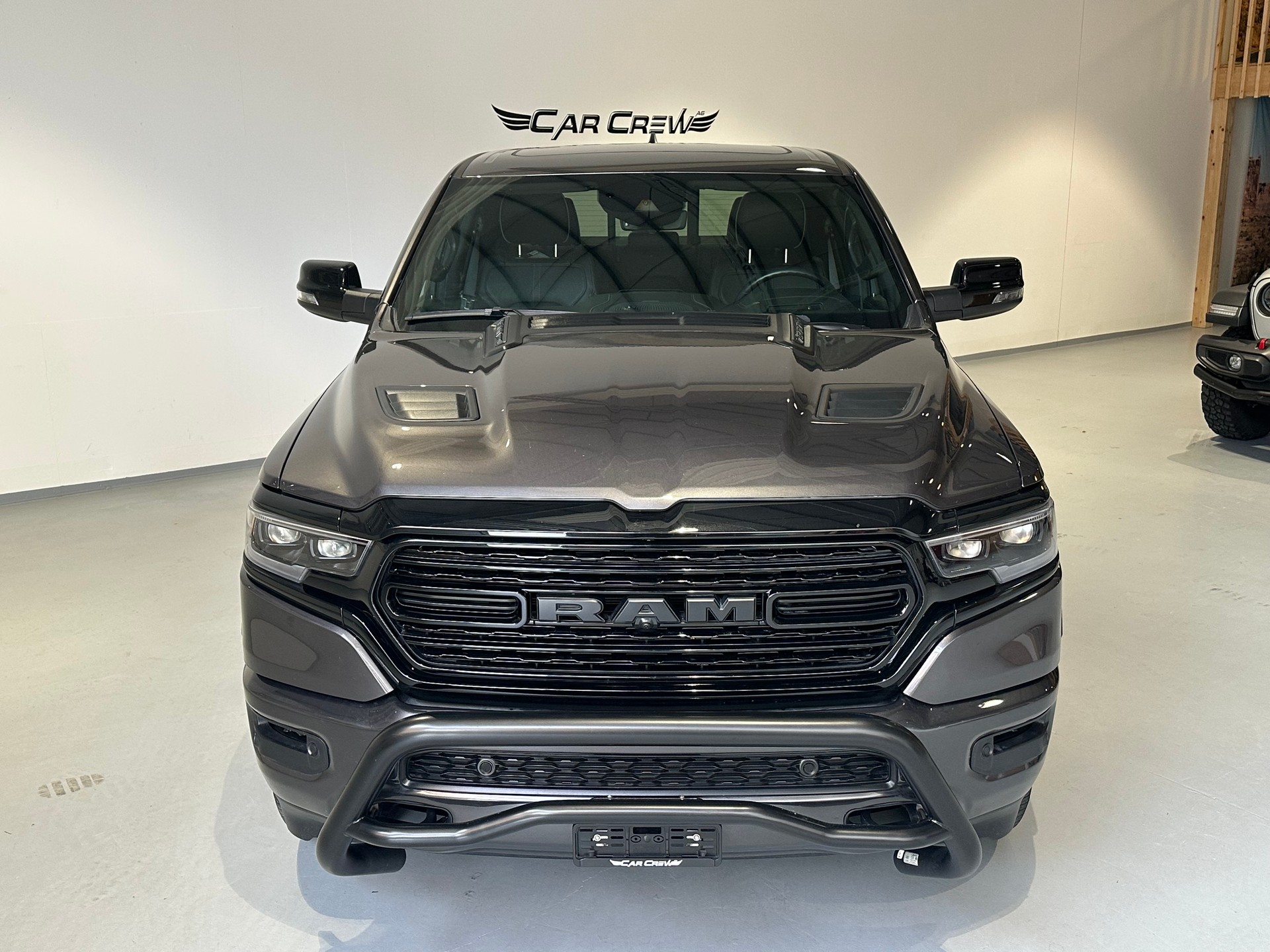 DODGE RAM 1500 Limited Night Edition-image-2