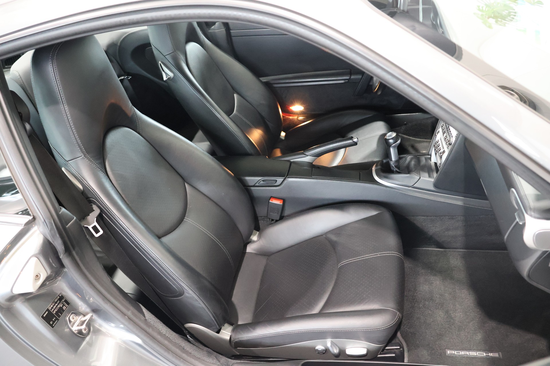 PORSCHE 911 Carrera 4S 997.1 Schaltgetriebe-image-13