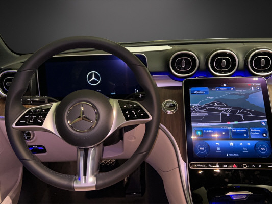 MERCEDES-BENZ C 300e 4M Avantgarde-image-8