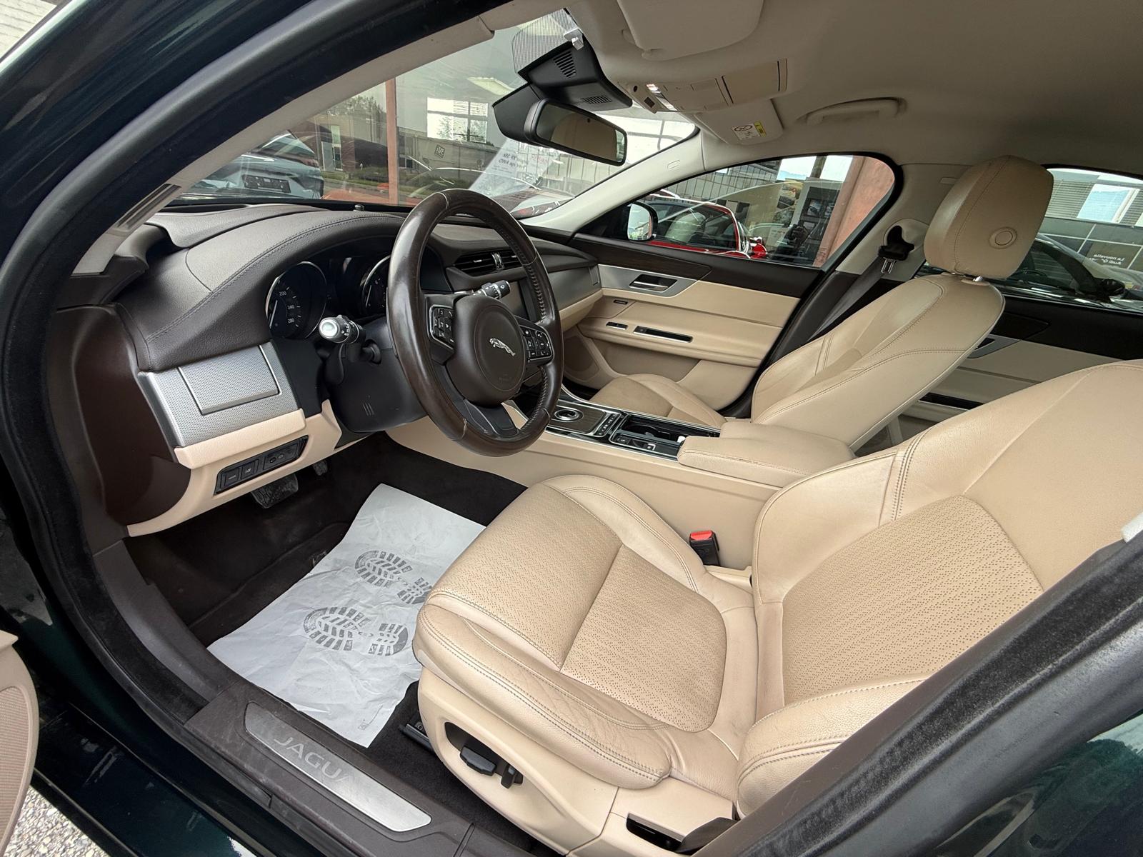 JAGUAR XF 35t Prestige AWD-image-6
