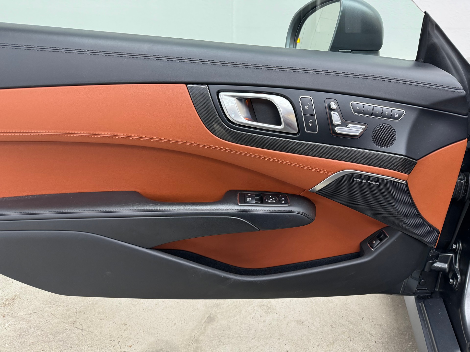 MERCEDES-BENZ SL 63 AMG Speedshift-image-27